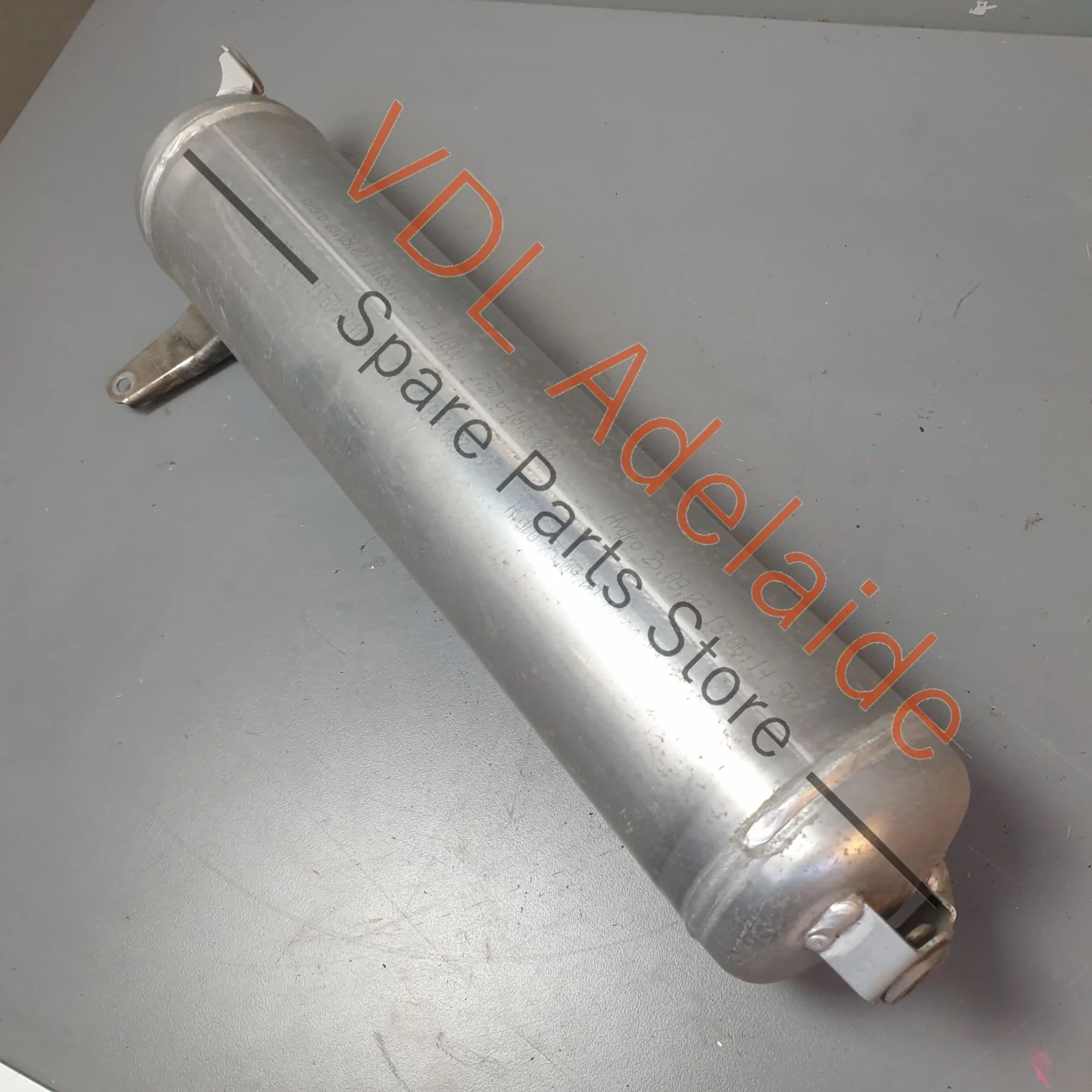 VW Touareg 7L Air Suspension Tank Cylinder Pressure Accumulator 7L0616201A - Image 2