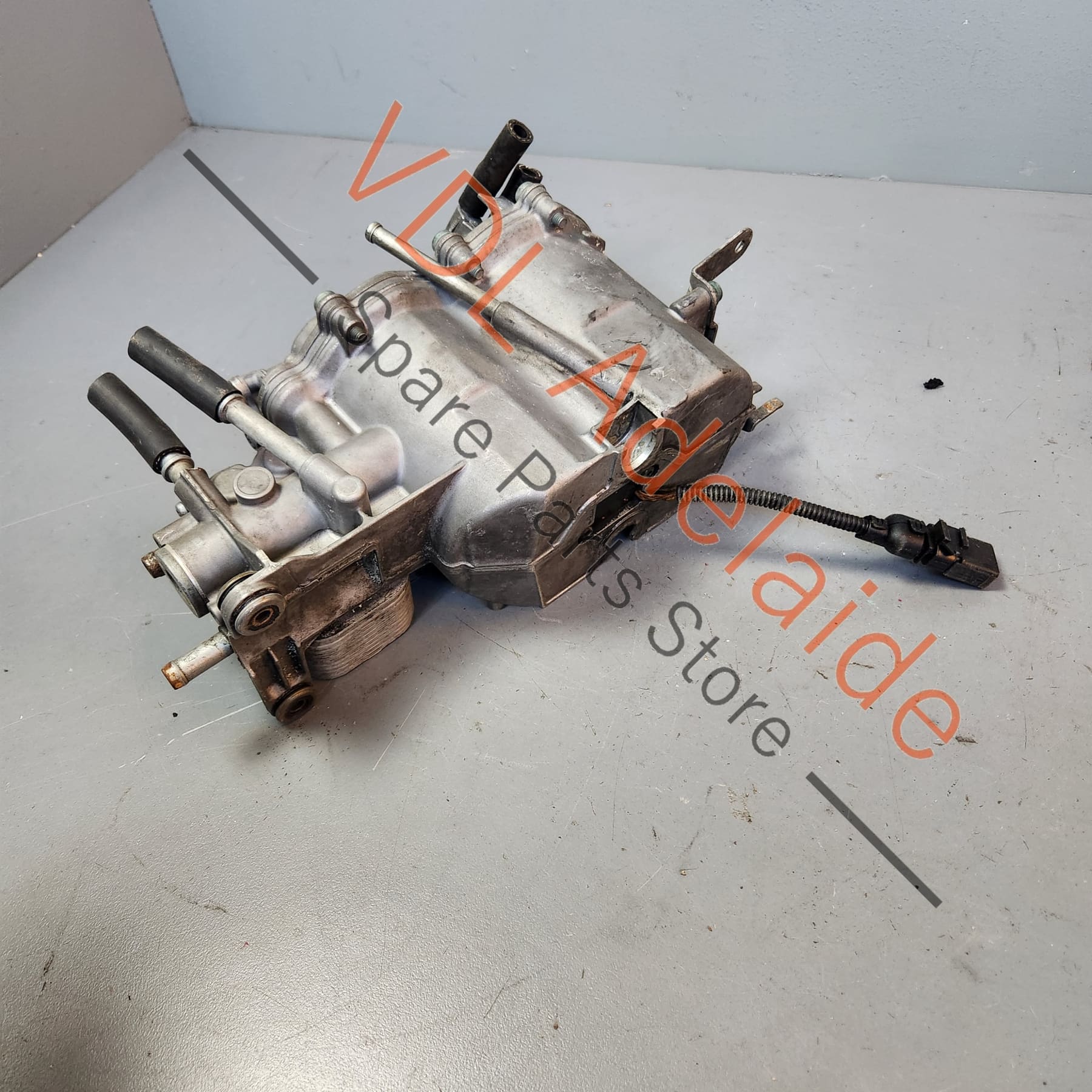 VW Touareg V10 Diesel Fuel Filter Chamber 7L6127401D - Image 5