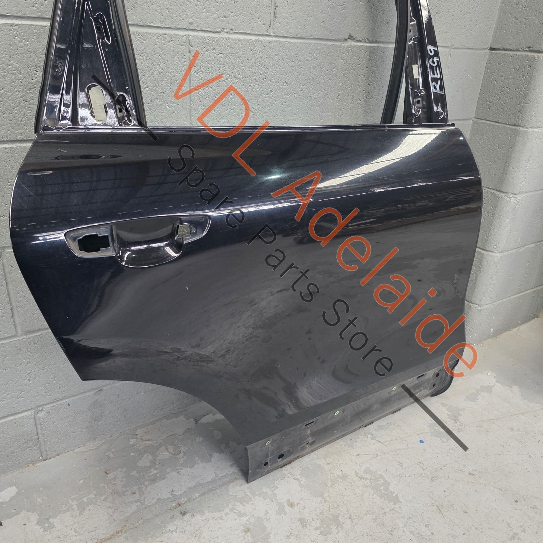 VW Volkswagen Touareg 7P 2011-2018 Rear Right Door Shell Panel 7P0833056 Black - Image 3