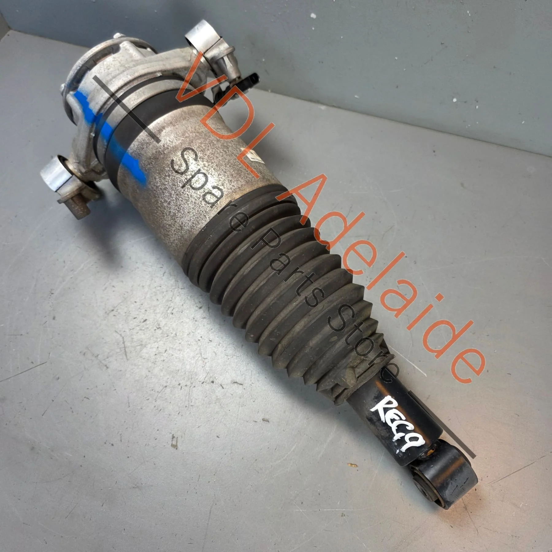 VW Touareg 7P Right Rear Air Suspension Strut Shock Absorber 7P6616020G - Image 3