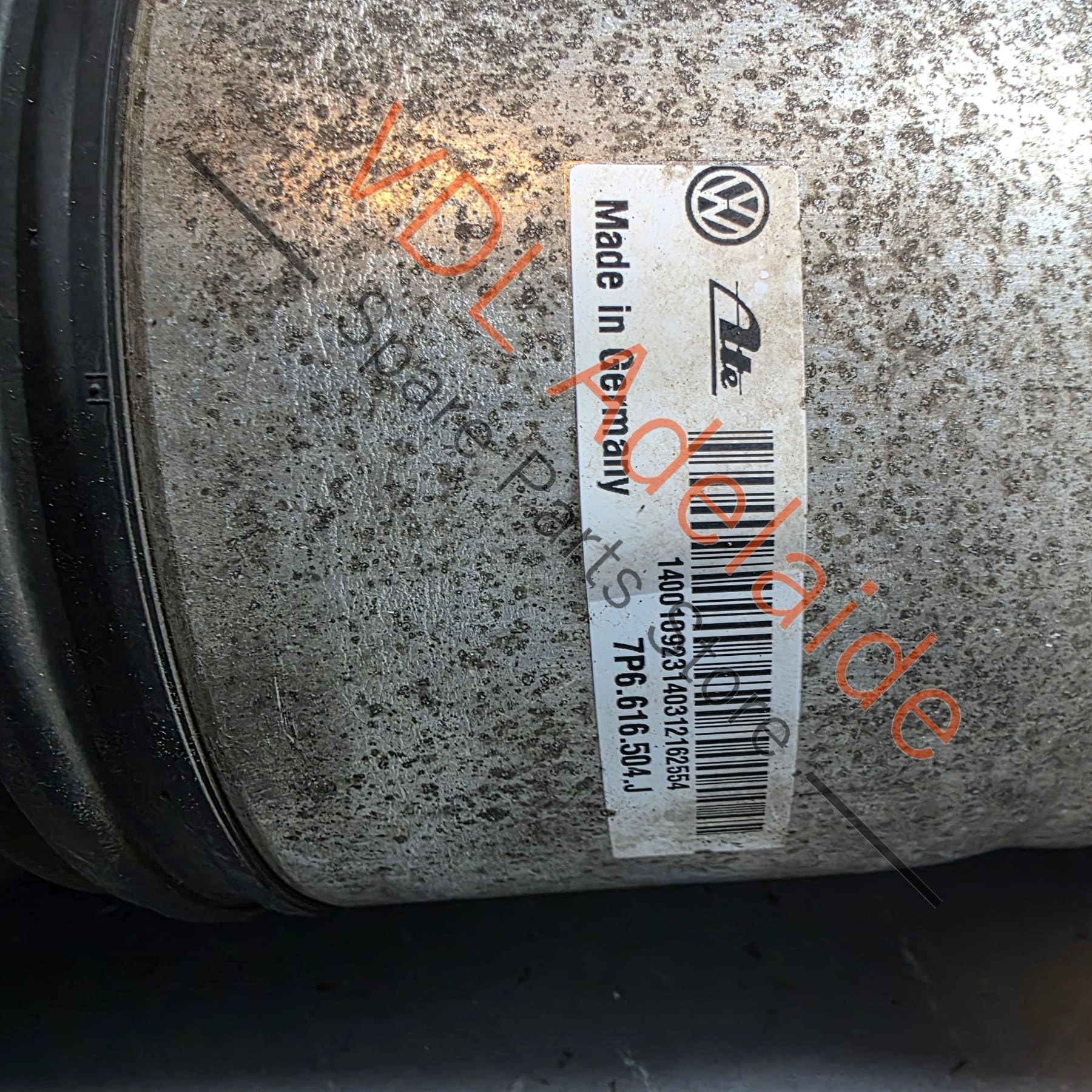 VW Touareg 7P Right Rear Air Suspension Strut Shock Absorber 7P6616020G - Image 4
