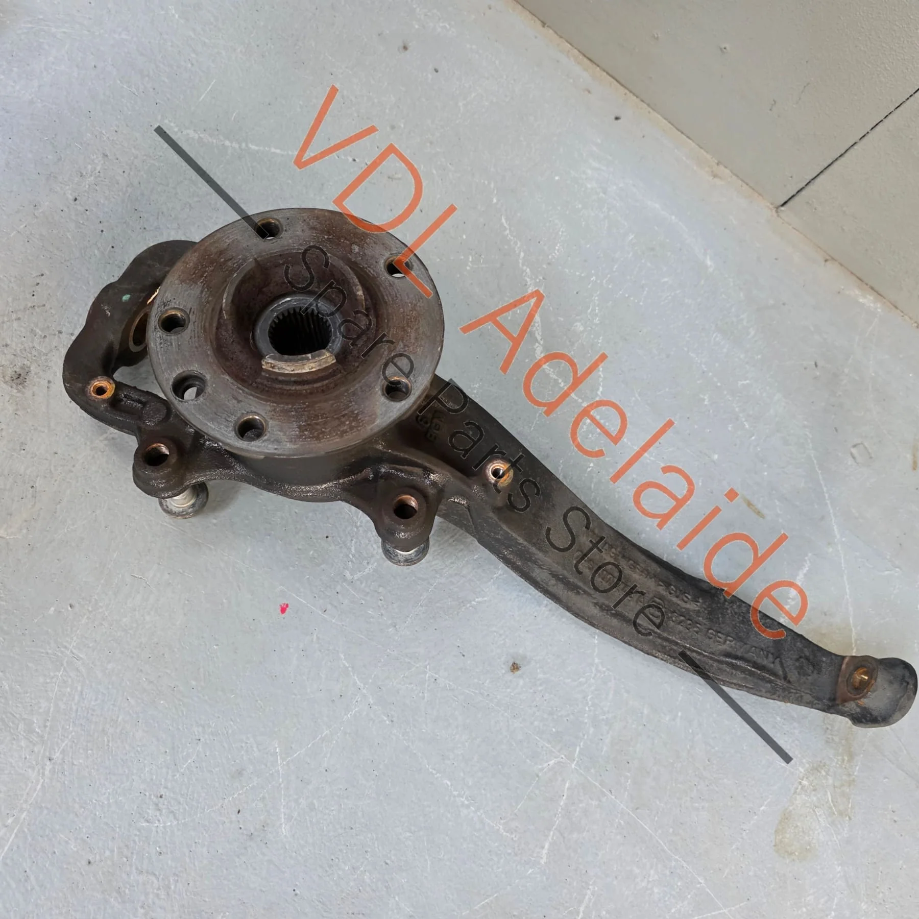 VW Touareg 7P Front Right Suspension Hub Knuckle Bearing Carrier 7P6407246A - Image 3
