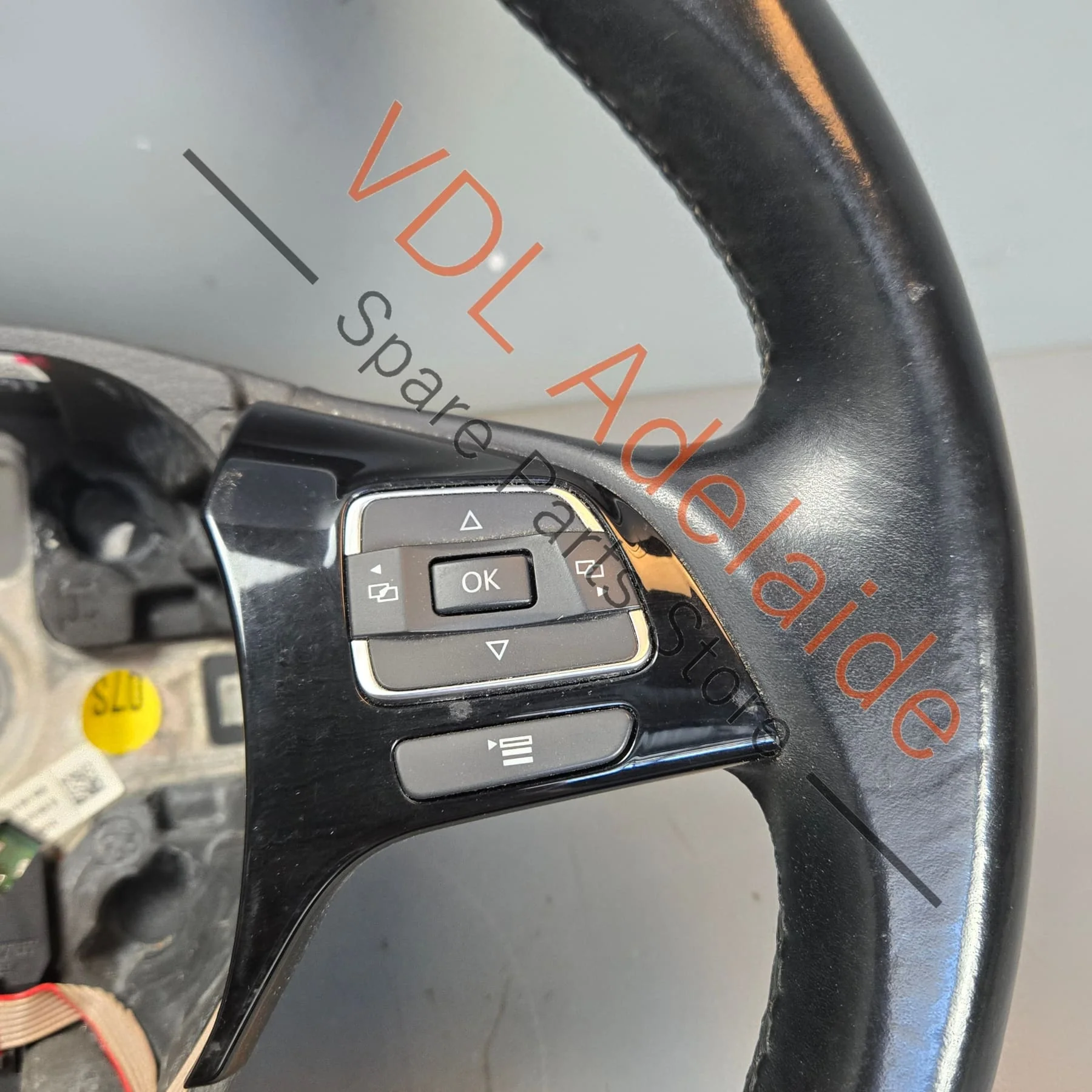 VW Touareg 7P Steering Wheel Black Leather 7P6419091 NGB Including switches 155xxxkm - Image 3