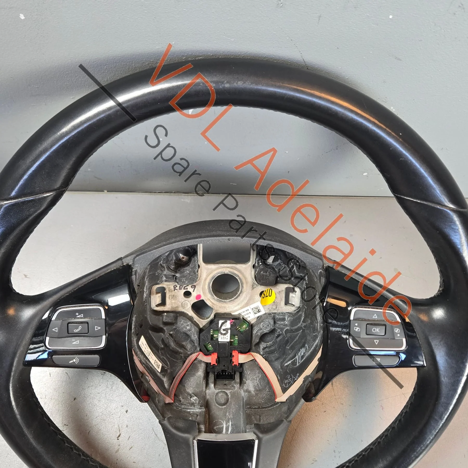 VW Touareg 7P Steering Wheel Black Leather 7P6419091 NGB Including switches 155xxxkm - Image 5