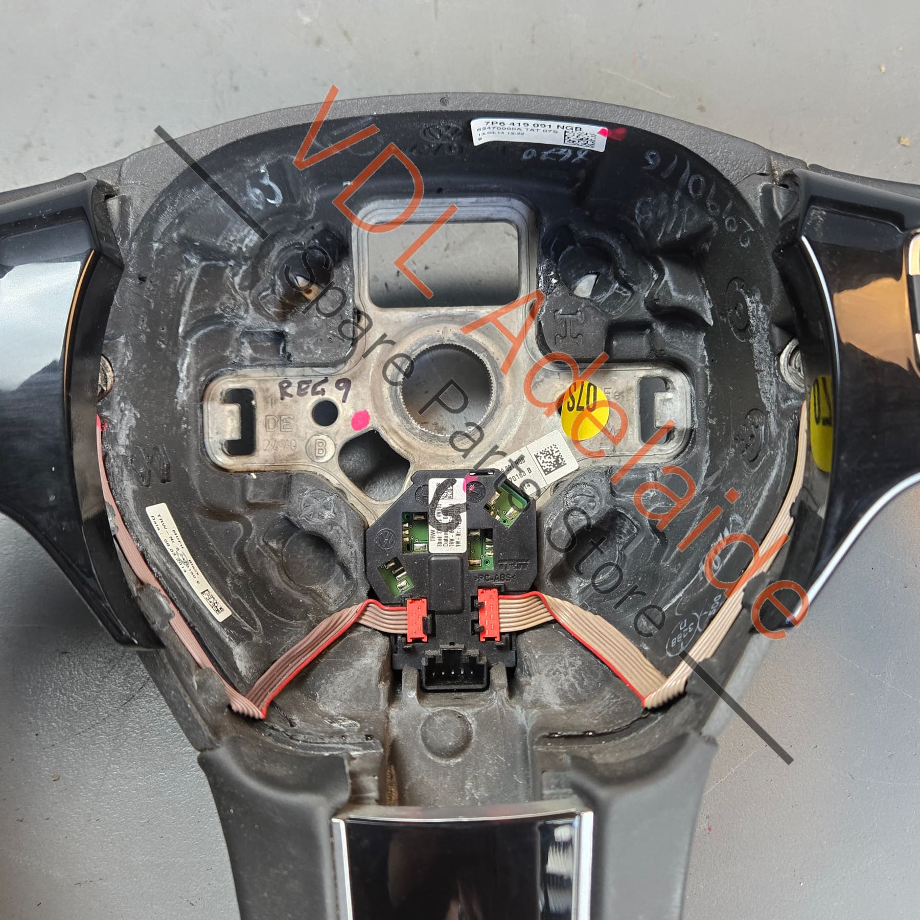 VW Touareg 7P Steering Wheel Black Leather 7P6419091 NGB Including switches 155xxxkm - Image 6