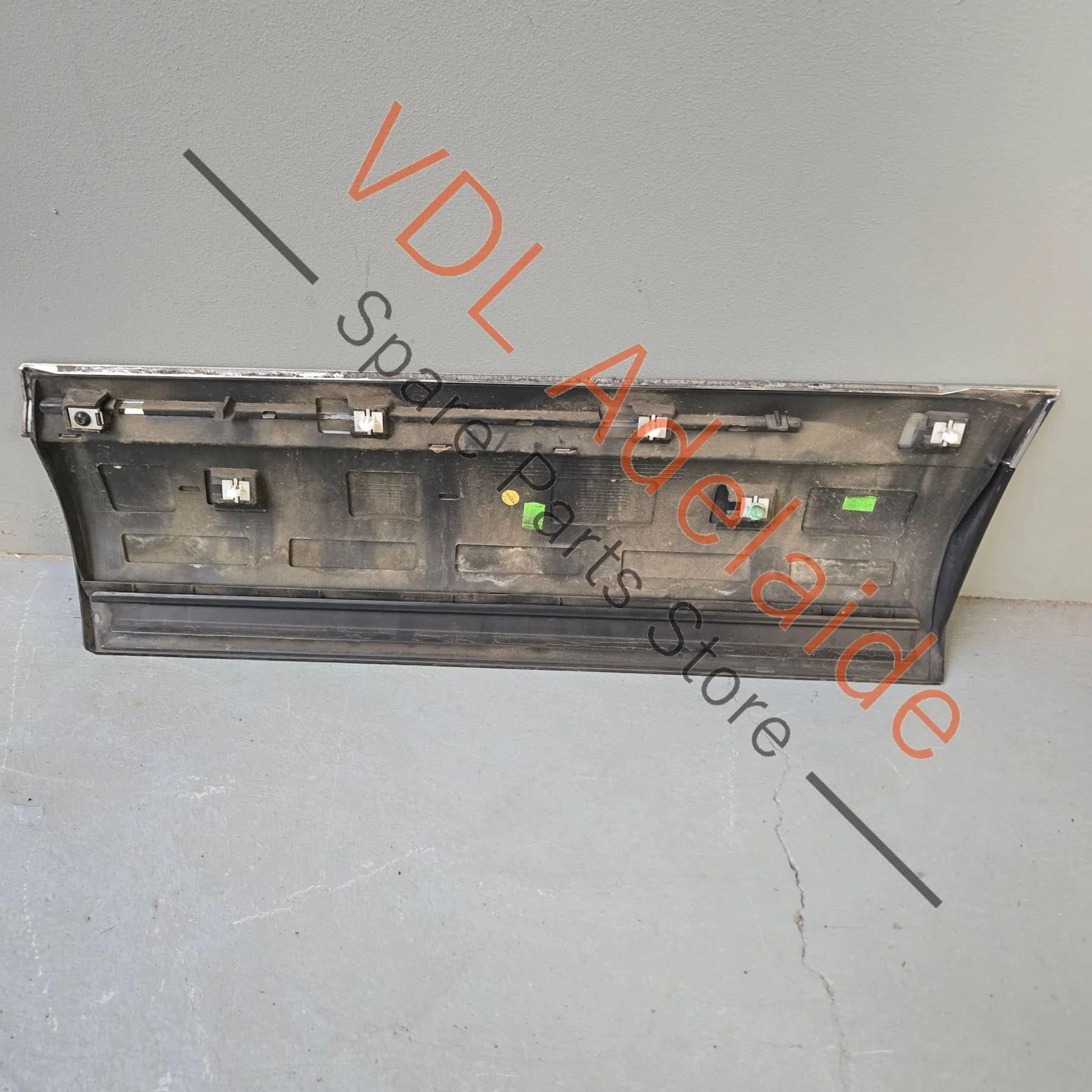 VW Touareg 7P Right Rear Lower Door Exterior Moulding Trim 7P6854950H GRU - Image 5