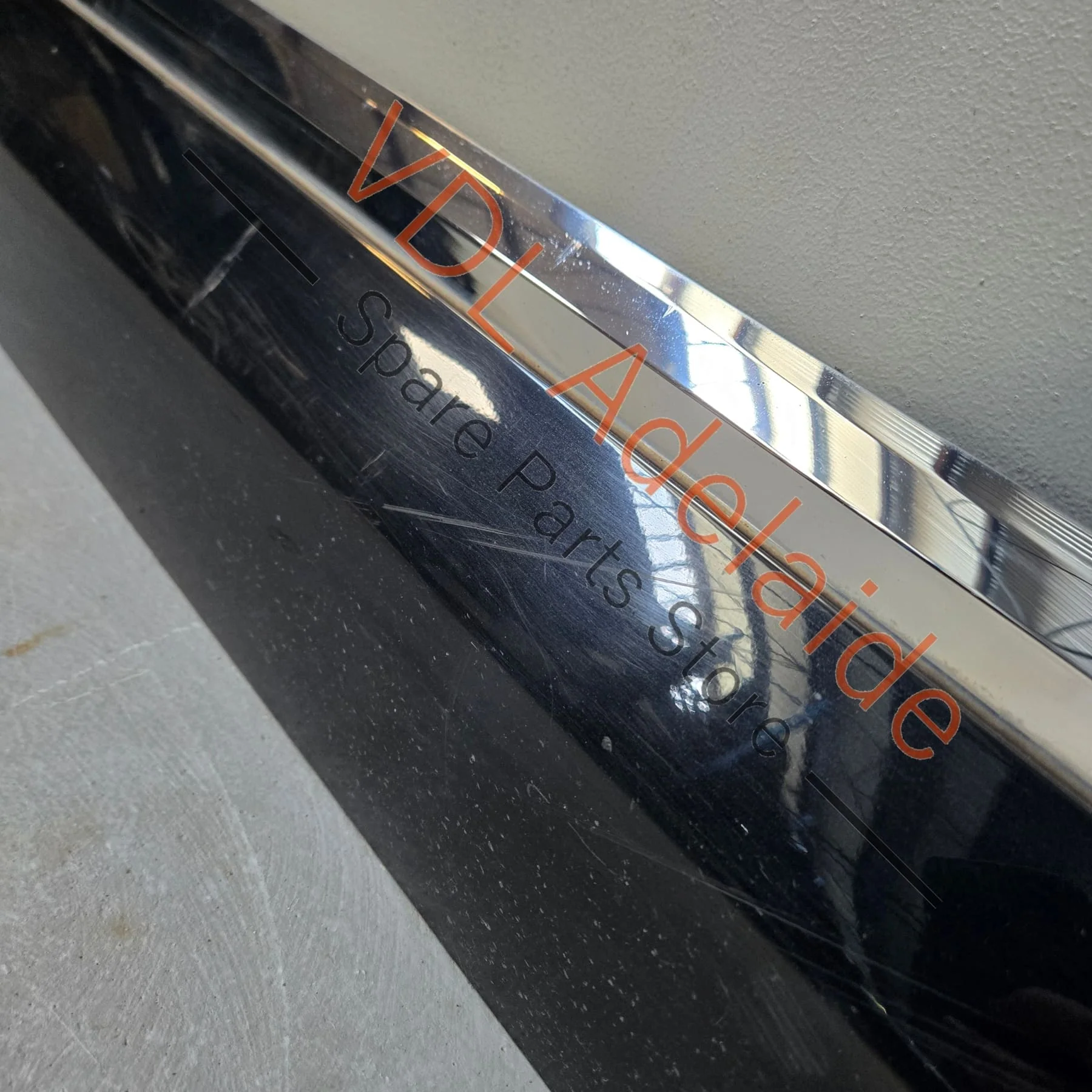 VW Touareg 7P Right Front Lower Door Exterior Moulding Trim 7P6854940H GRU - Image 6