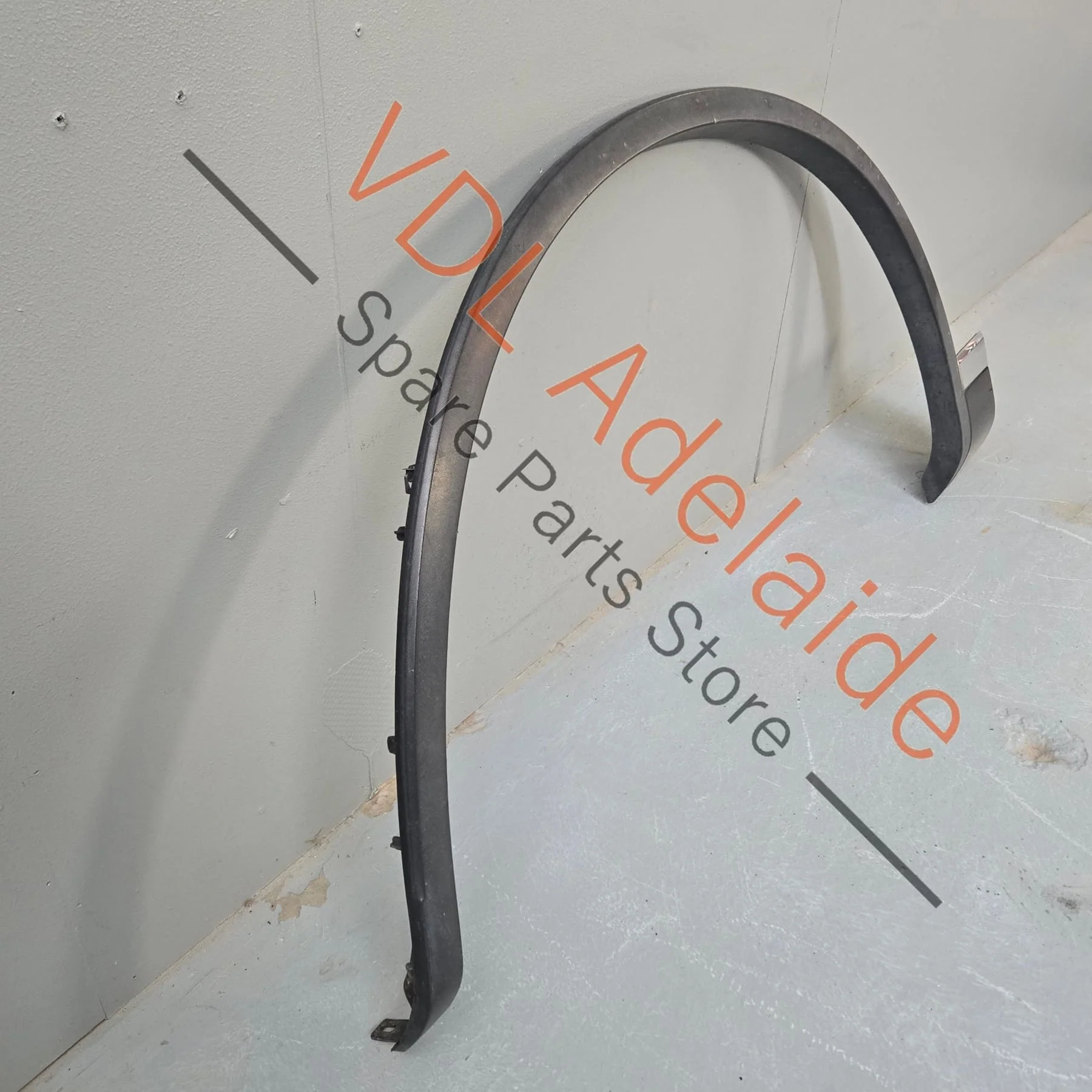 VW Touareg 7P Left Front Wheel Arch Trim Flare 7P6853717F GRU - Image 6