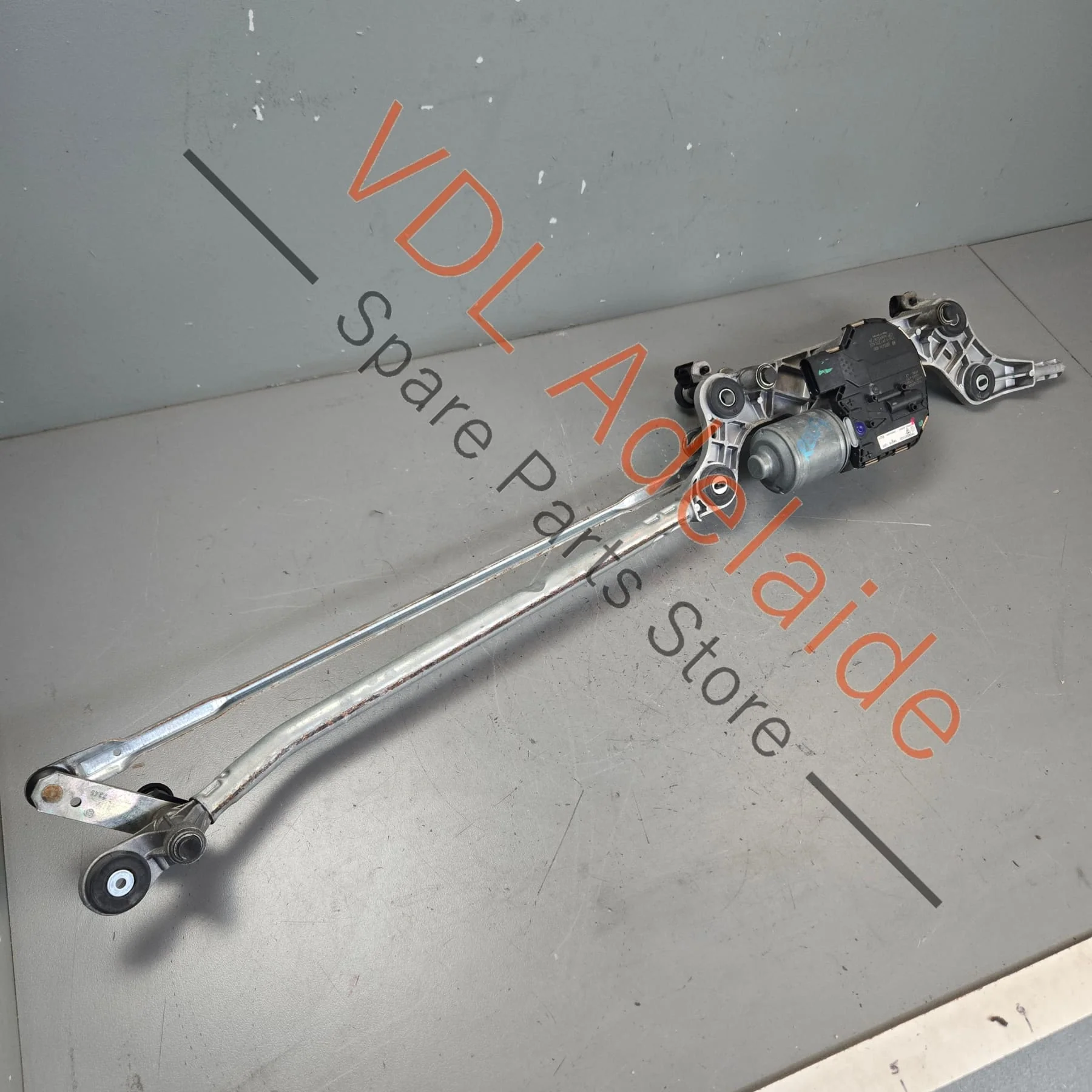 Porsche Cayenne 958 92A VW Touareg 7P Windscreen Wiper Motor and Linkage 7P0955024 7P09551120