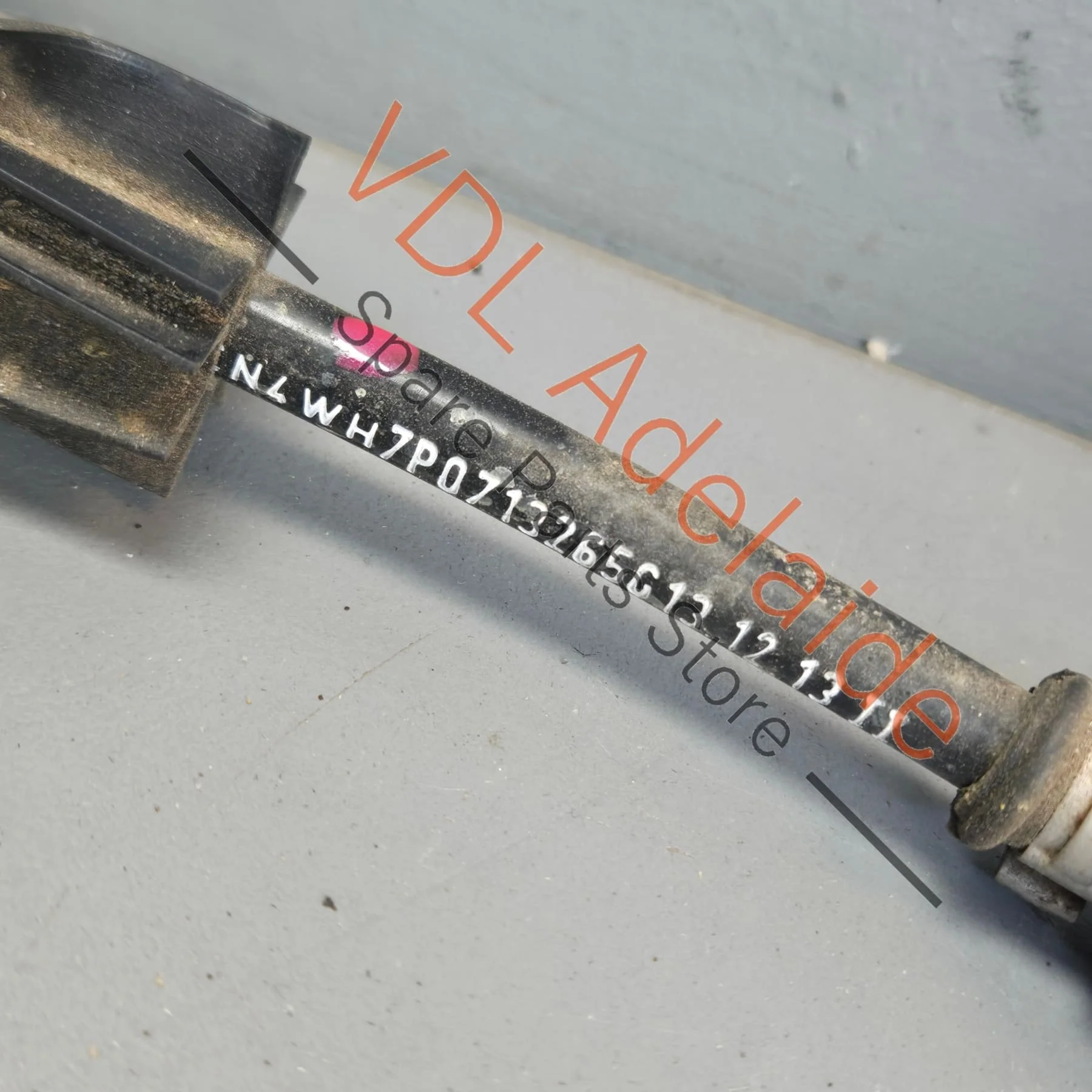 VW Touareg 7P Gear Selector Mechanism Shifter 7P2713025D - Image 6