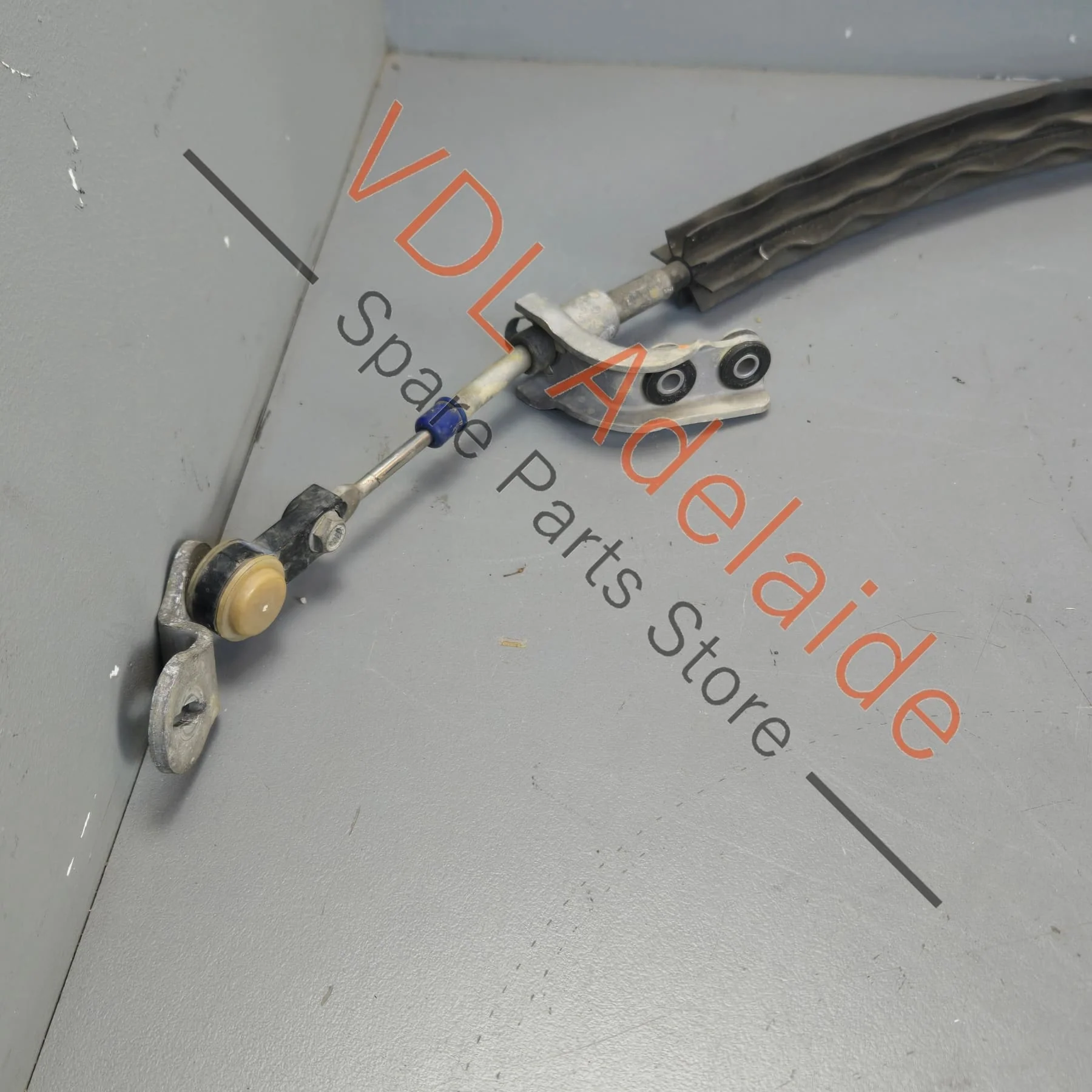 VW Touareg 7P Gear Selector Mechanism Shifter 7P2713025D - Image 7