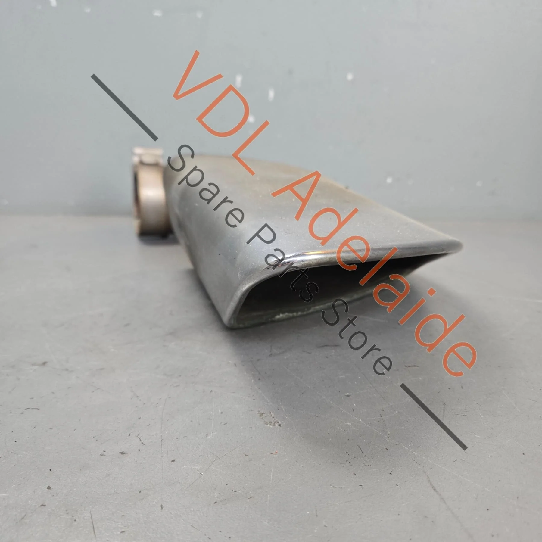 VW Touareg 7P Right Side Oval Exhaust Outlet Tailpipe Tip 7P6253682S