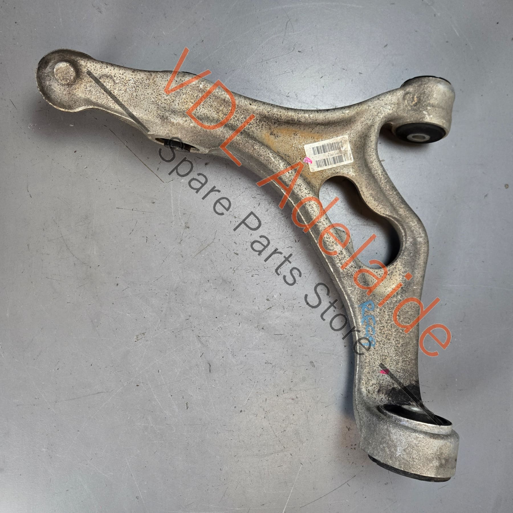 VW Touareg 7P Cayenne 92A Front Right Lower Control Arm wishbone 7P0407152E
