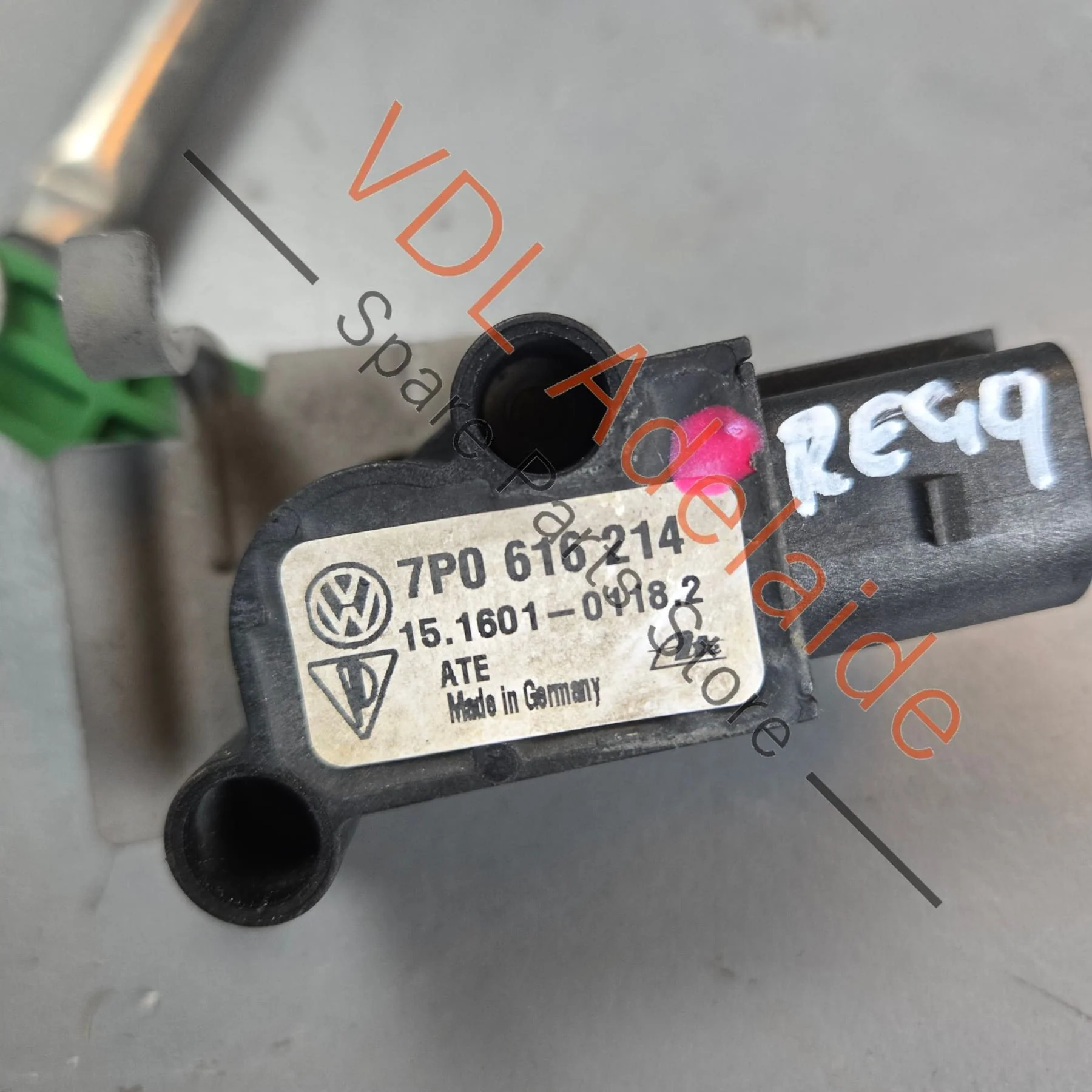 VW Touareg 7P Porsche Cayenne 958 92A Front Right Suspension Level Sensor 7P0616214 - Image 3