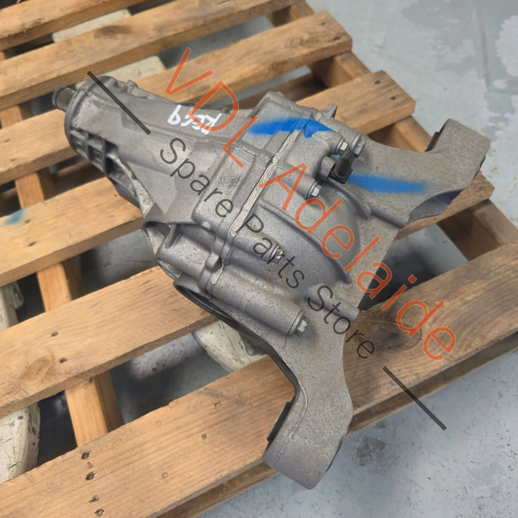 Audi Q7 Porsche Cayenne Touareg Rear Differential Diff 0BP525015K