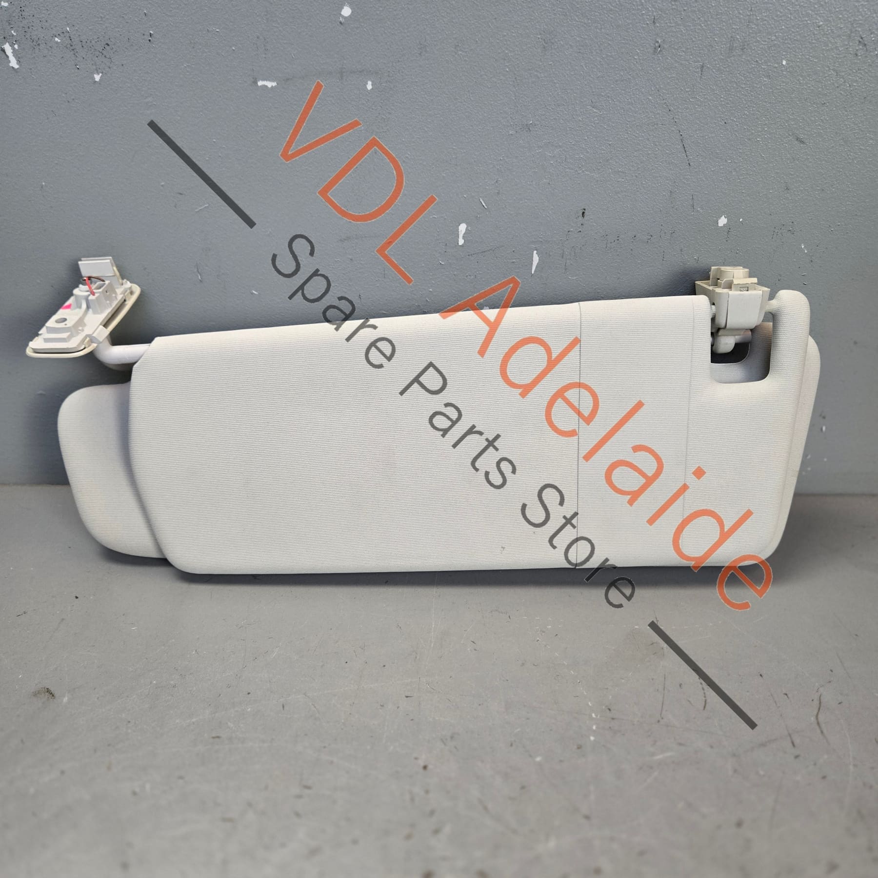 VW Touareg 7P Right Side Double Sun Visor Pearl Grey 7P0857552D 2F4 - Image 4