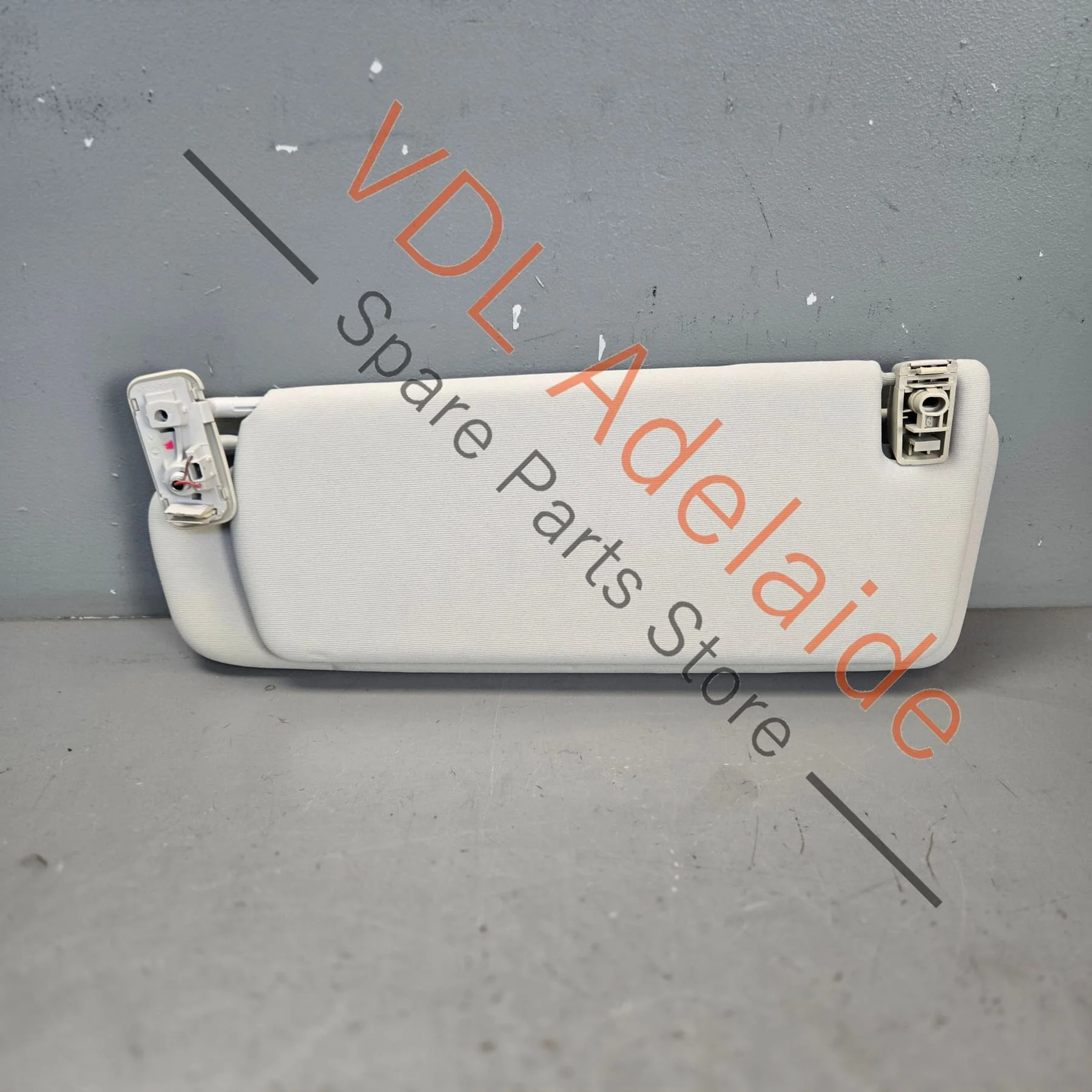 VW Touareg 7P Left Side Double Sun Visor Pearl Grey 7P0857551D 2F4 - Image 3