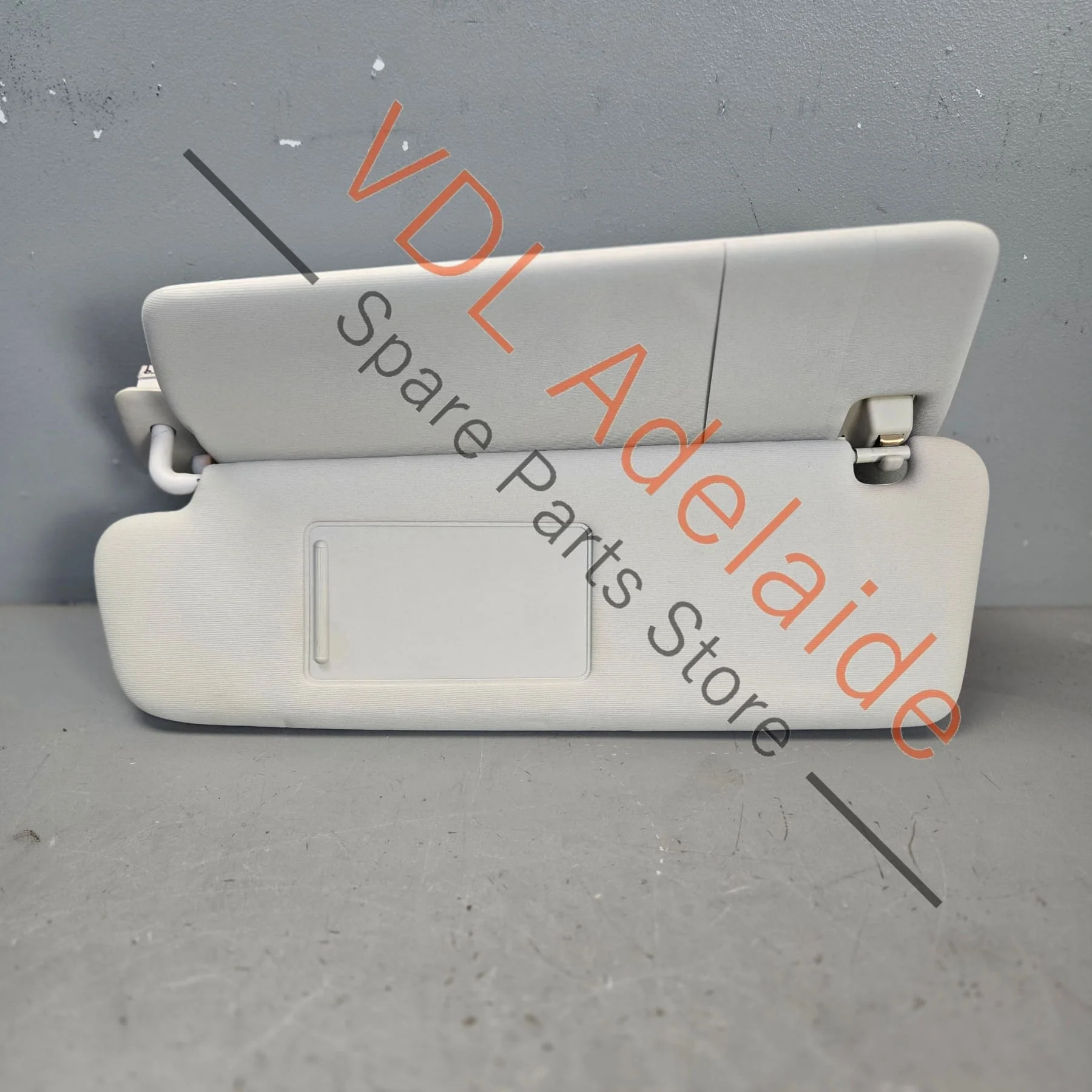 VW Touareg 7P Left Side Double Sun Visor Pearl Grey 7P0857551D 2F4 - Image 4