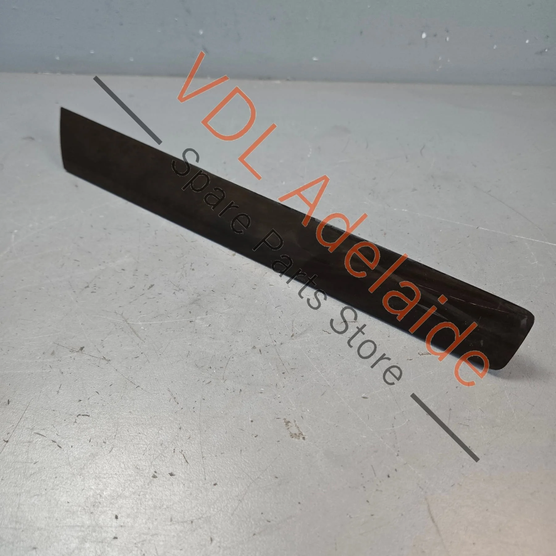 VW Touareg 7P Rear Left Door Inlay Trim 7P6867449D MN3 Vavona Brown Woodgrain