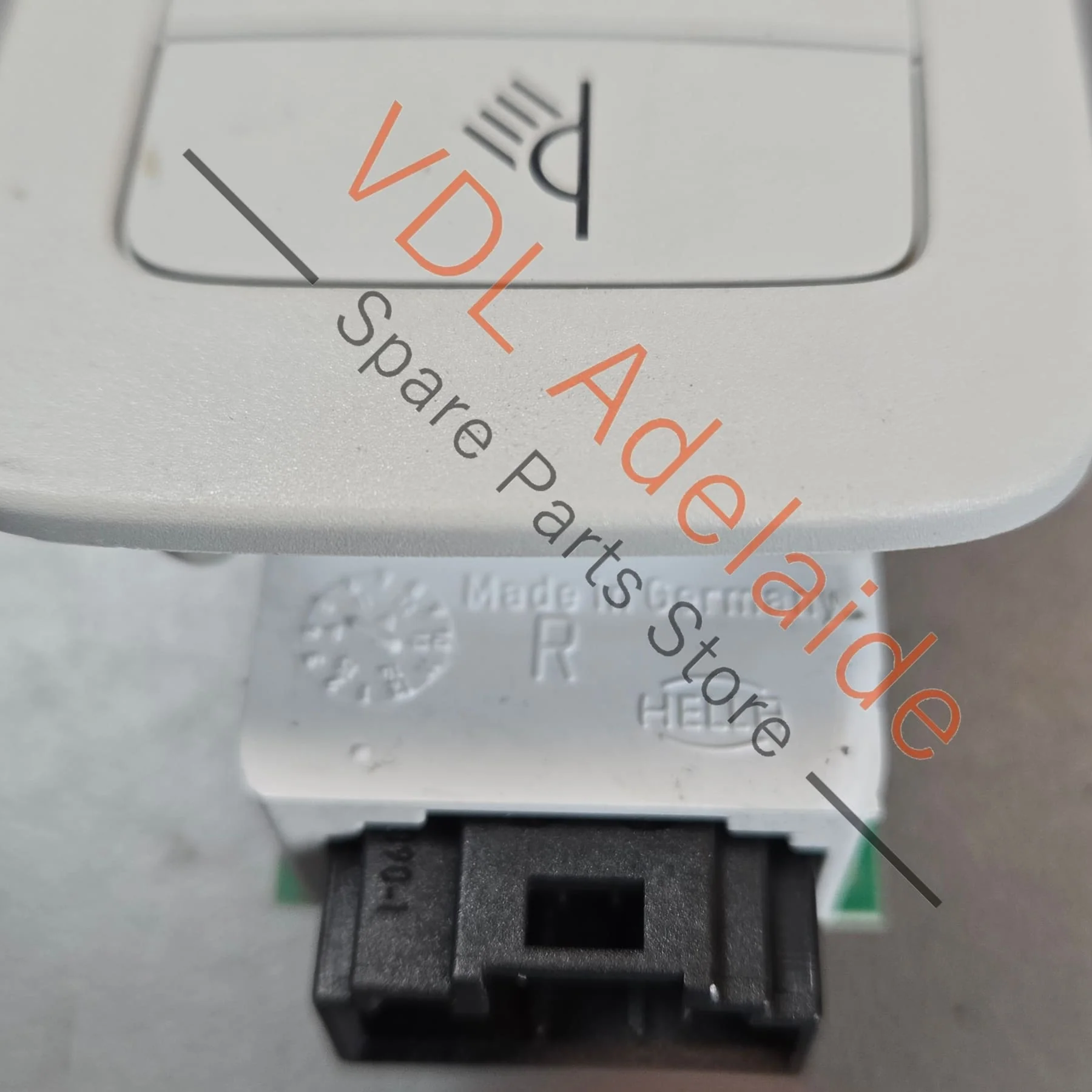 VW Touareg 7P Interior Reading Light Rear Right 7P6947292G Pearl Grey - Image 3