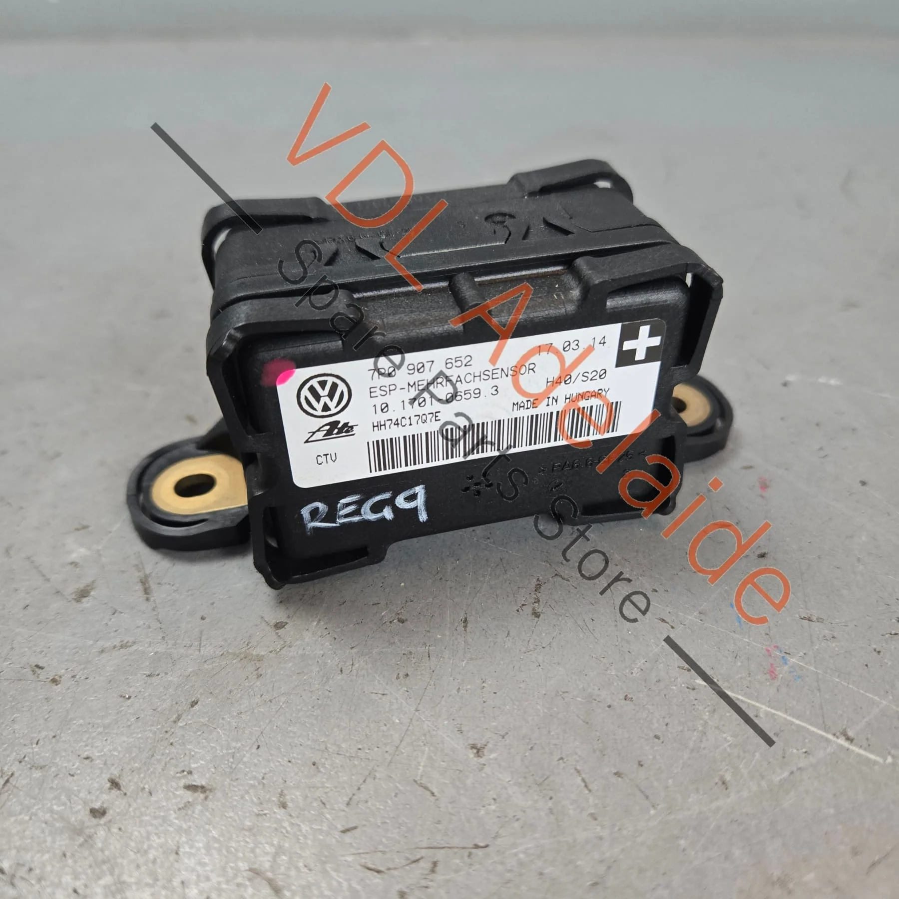VW Touareg 7P Yaw Rate ESP Sensor Module 7P0907652