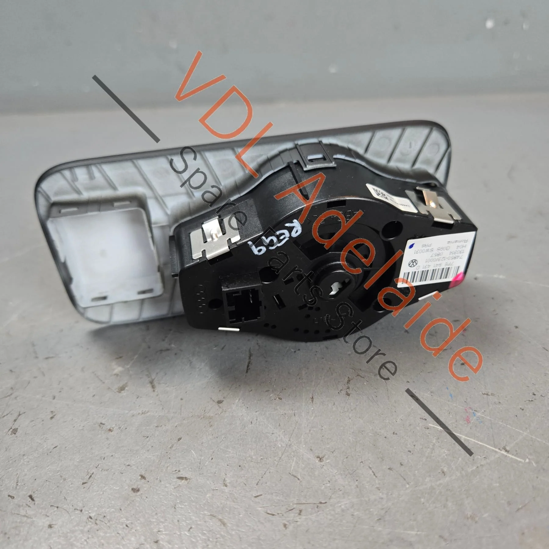 VW Touareg 7P Headlight Combination Combi Switch 7P6941431D - Image 2