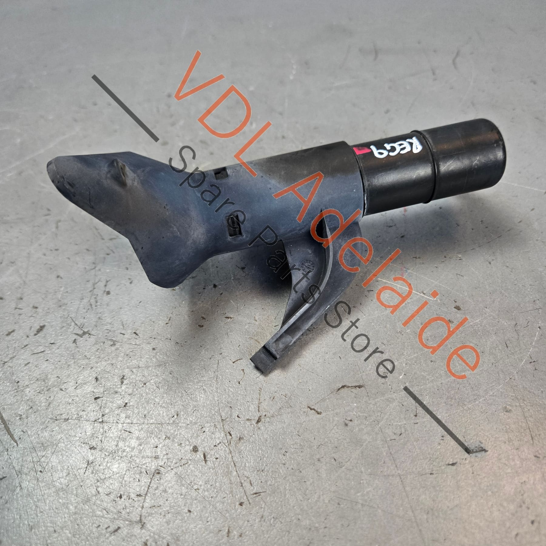 VW Touareg 7P Headlight Washer System Lift Cylinder Nozzle Left 7P6955979 7P6955103
