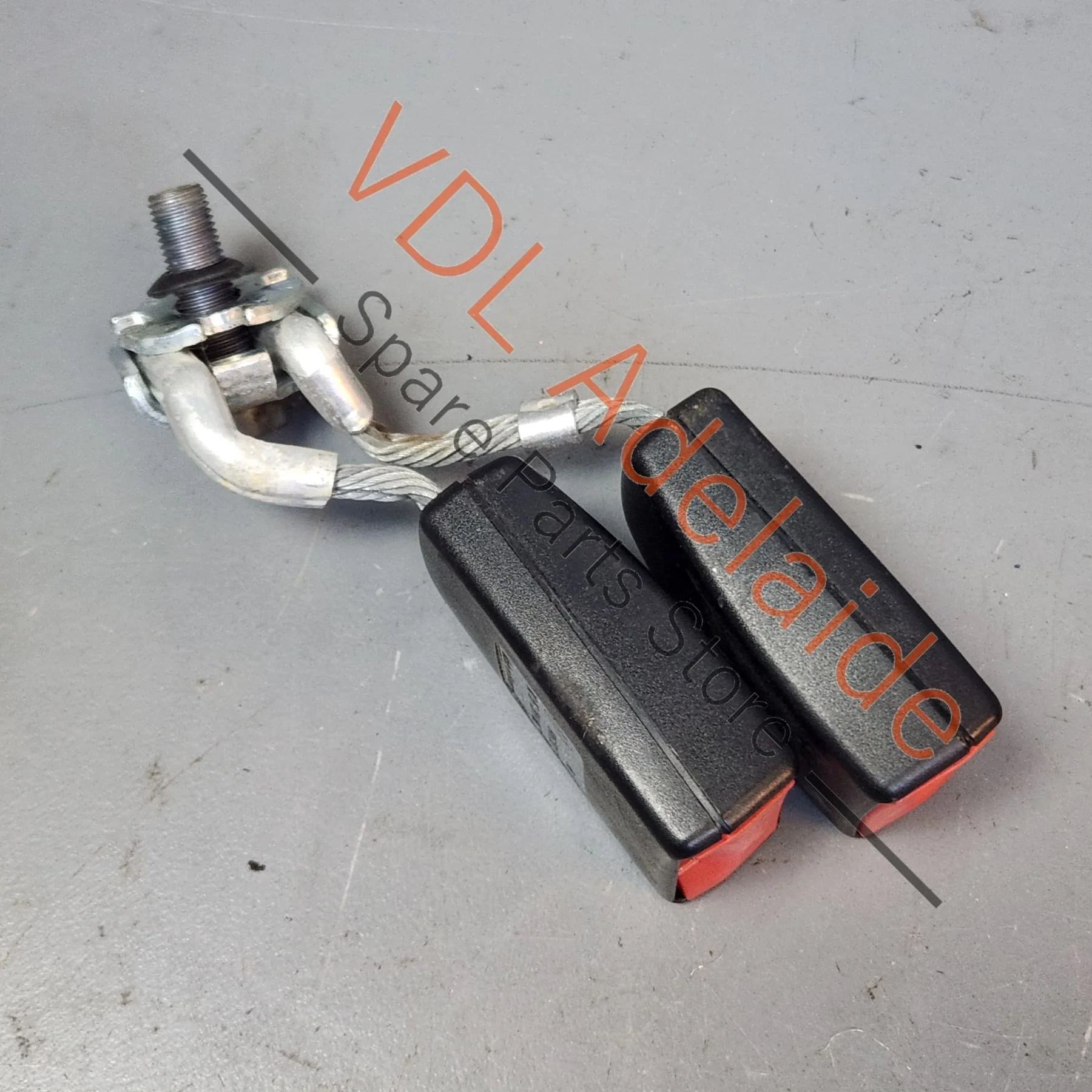 Volkswagen VW Golf Mk5 Rear Centre Double Seat Belt Buckle 1K0857739H - Image 5