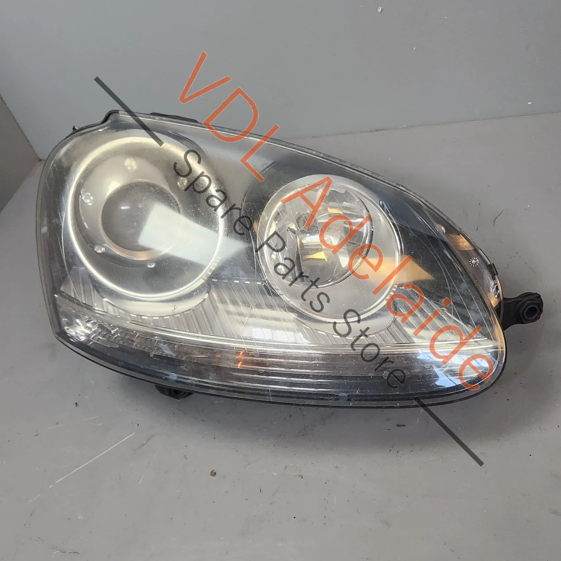 VW Golf R32 Genuine Xenon Headlamp RHS Right Side 1K6941040A 1K6941032A - Image 5