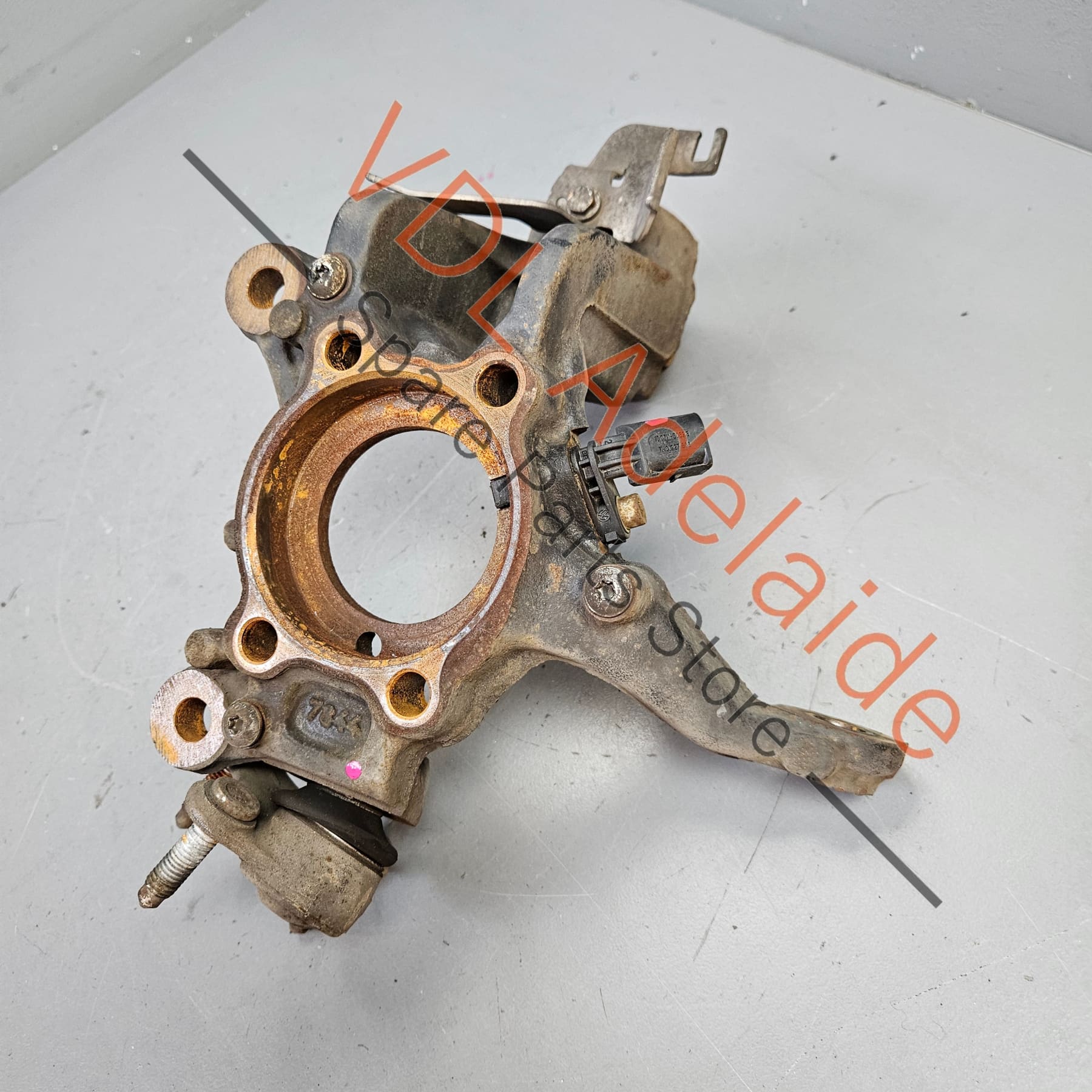 VW Golf Mk5 Left Front Wheel Bearing Housing Hub Knuckle Suspension 1K0407255AA - Image 6