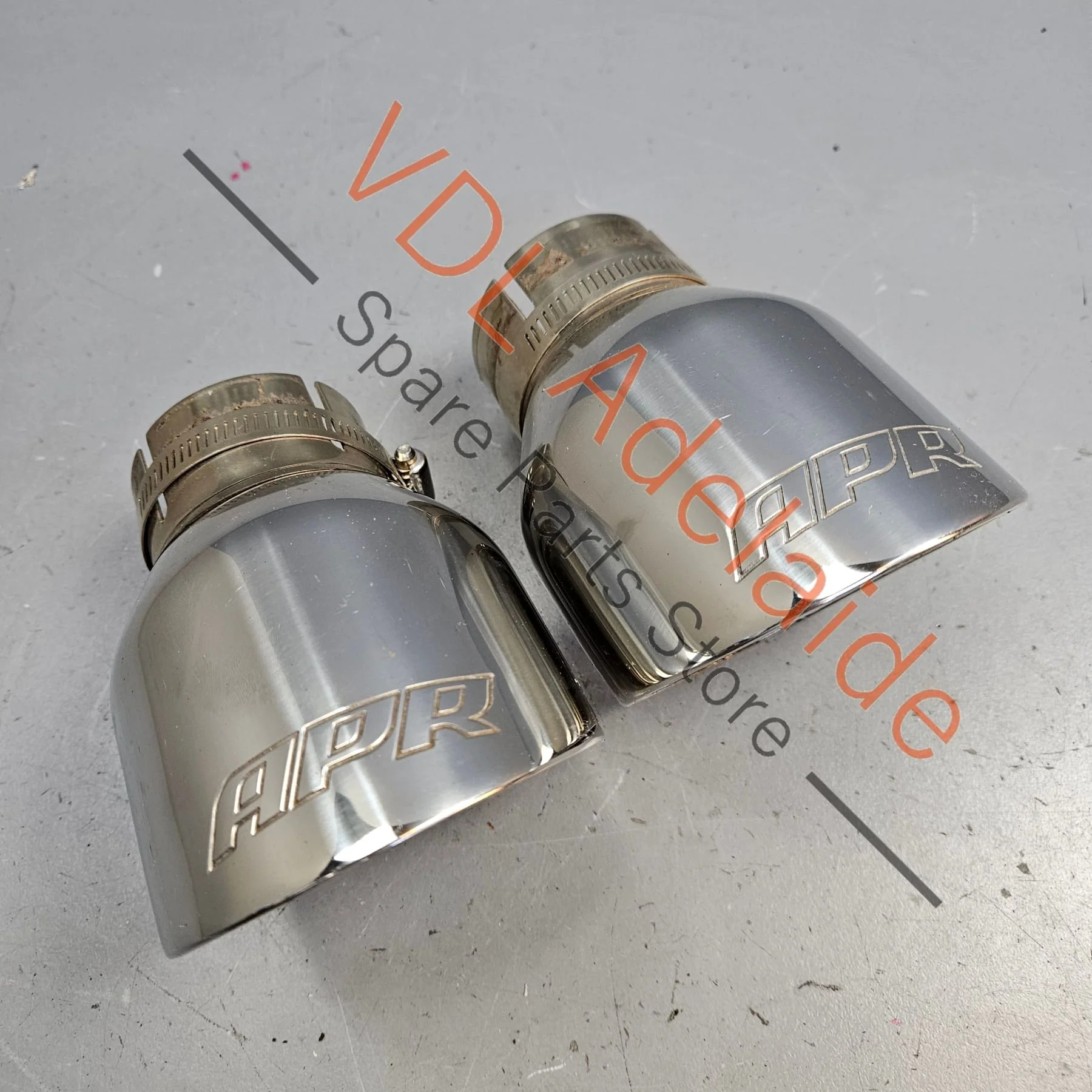 APR Double Walled 3.5inch Slash-Cut Exhaust Tips Polished Silver Chrome Audi S3 S6 S7 VW Golf Gti R Porsche 718 Boxster Cayman