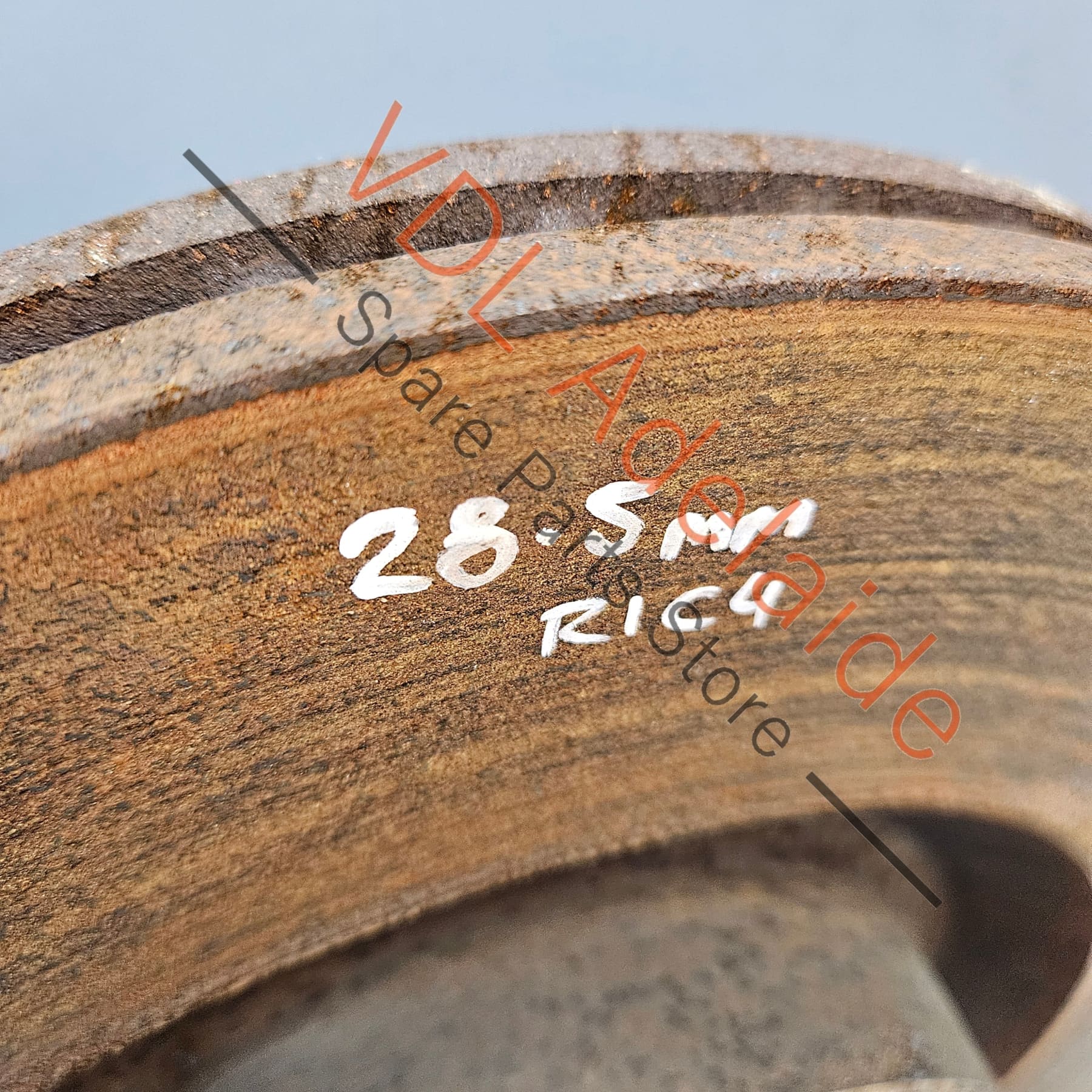 VW 345 x 30mm Pair of Front Disc Brake Rotors - Image 3