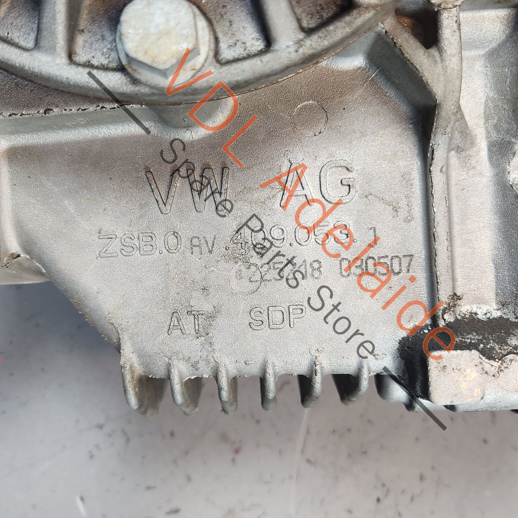 VW Golf MK5 R32 Final Drive Front Diff Differential Bevel Box 0AV409053AF - Image 3