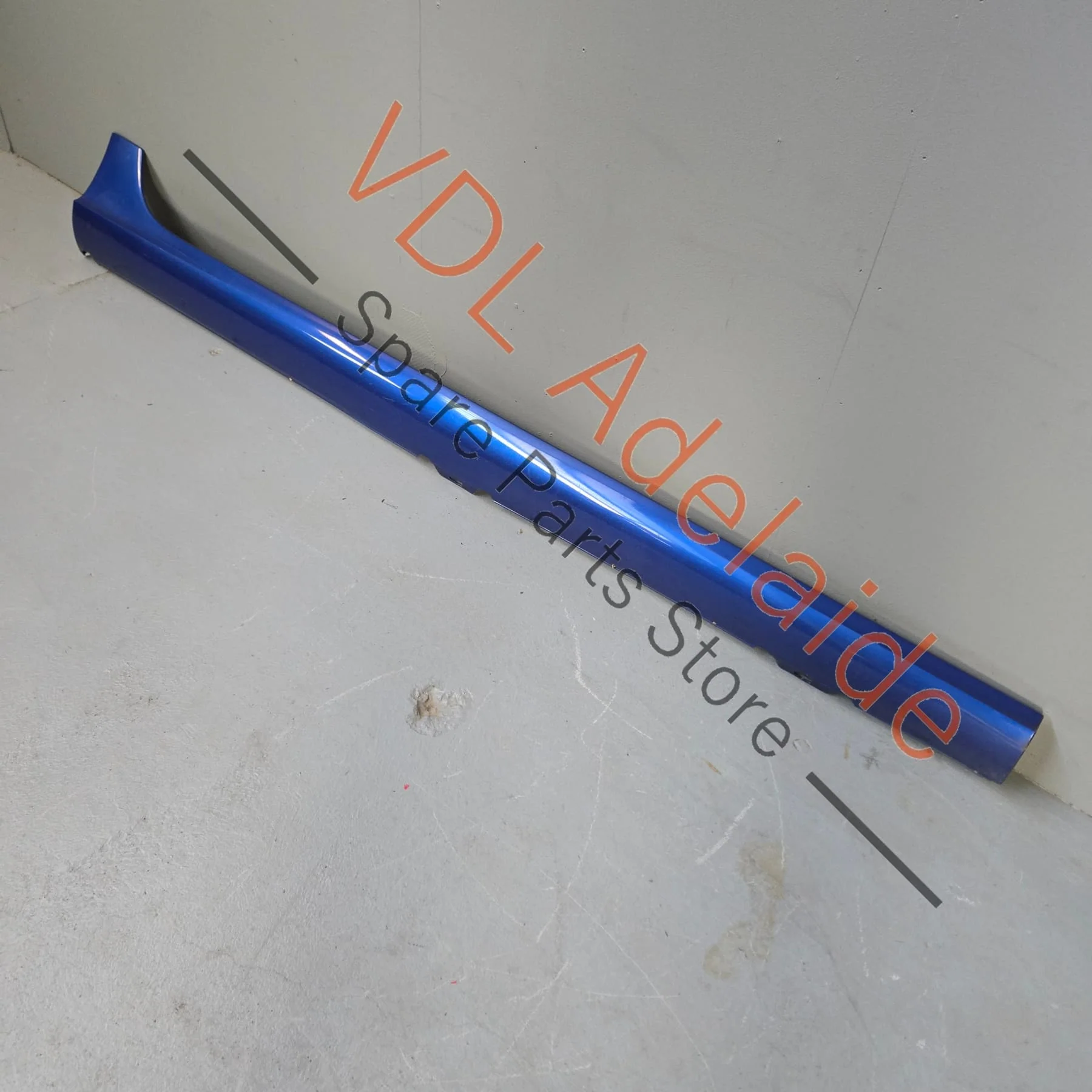 VW Golf R32 Right Side Sideskirt Rocker Panel Flare Moulding 1K4853860D