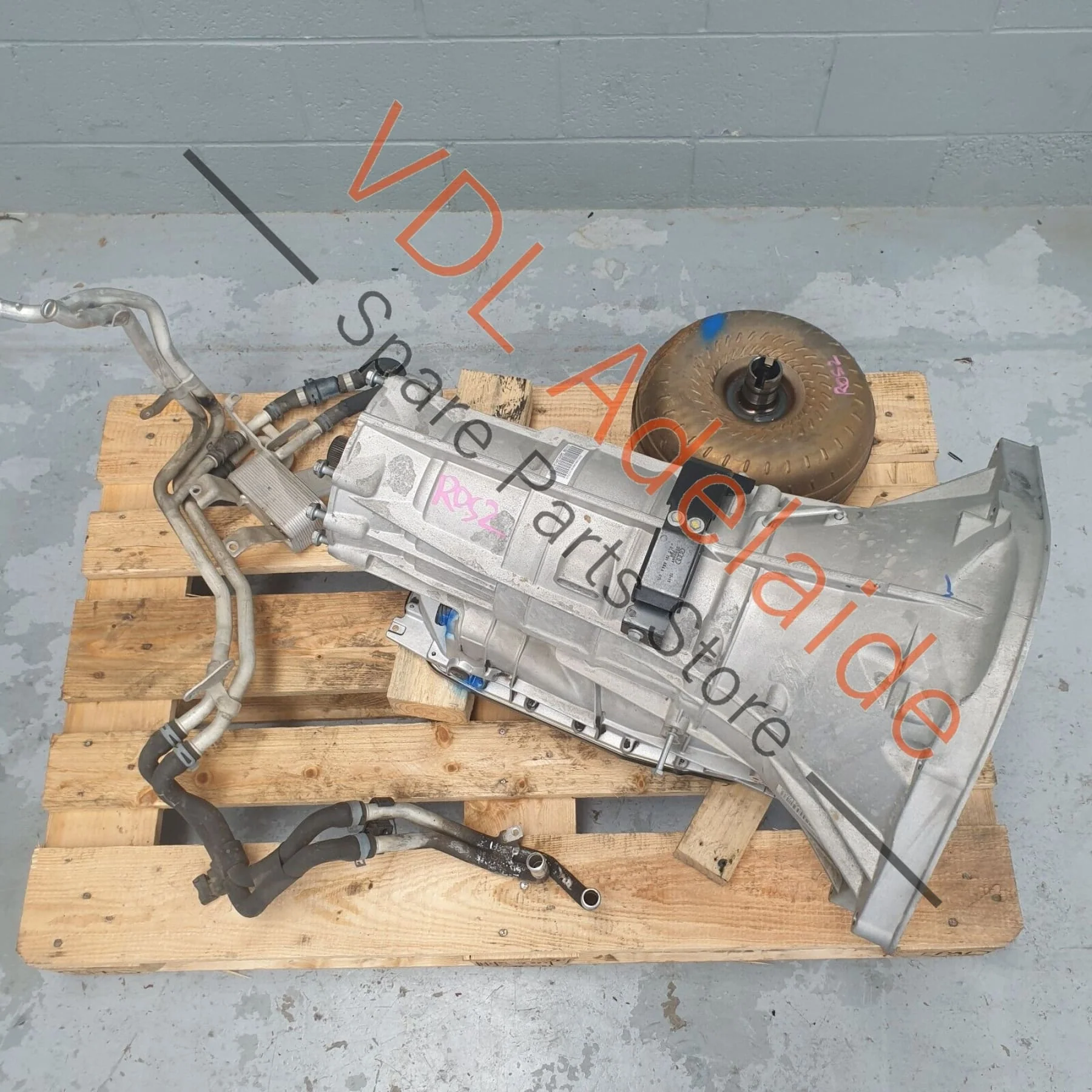Audi Q7 6.0 V12 6 Speed Auto Automatic Transmission Gearbox GETRIEBE KMT - Image 5