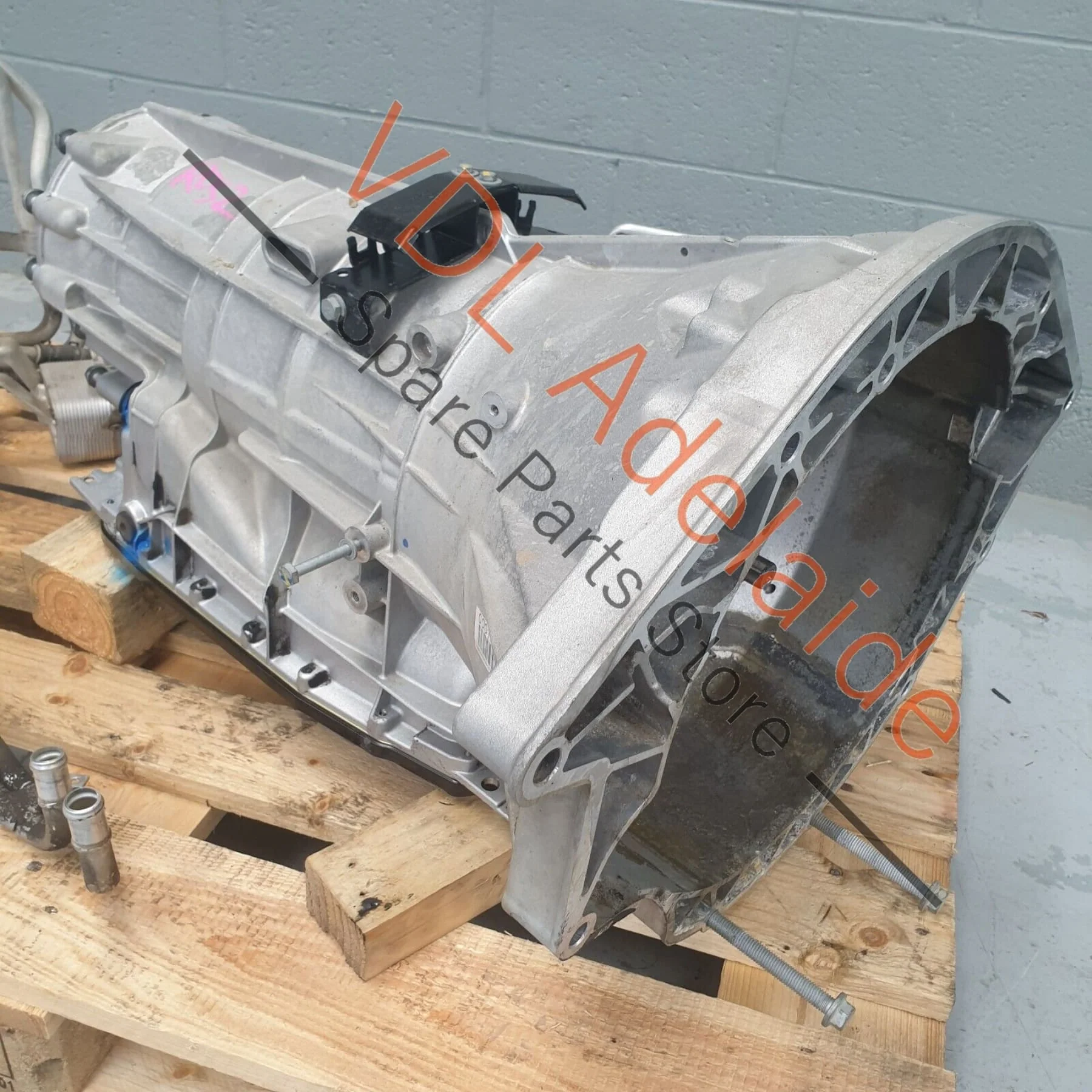 Audi Q7 6.0 V12 6 Speed Auto Automatic Transmission Gearbox GETRIEBE KMT - Image 6