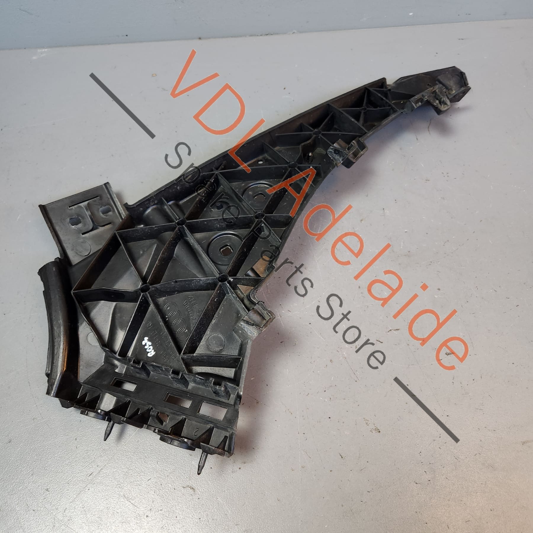 Audi Q7 Radiator Guide for Bumper Front Right 4L0807284B - Image 6