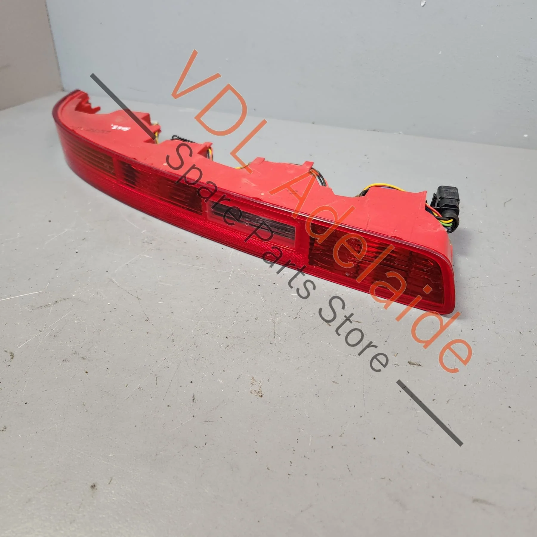 Audi Q7 4L Left Side Lower Bumper Mounted Reverse Tail Light 4L0945095