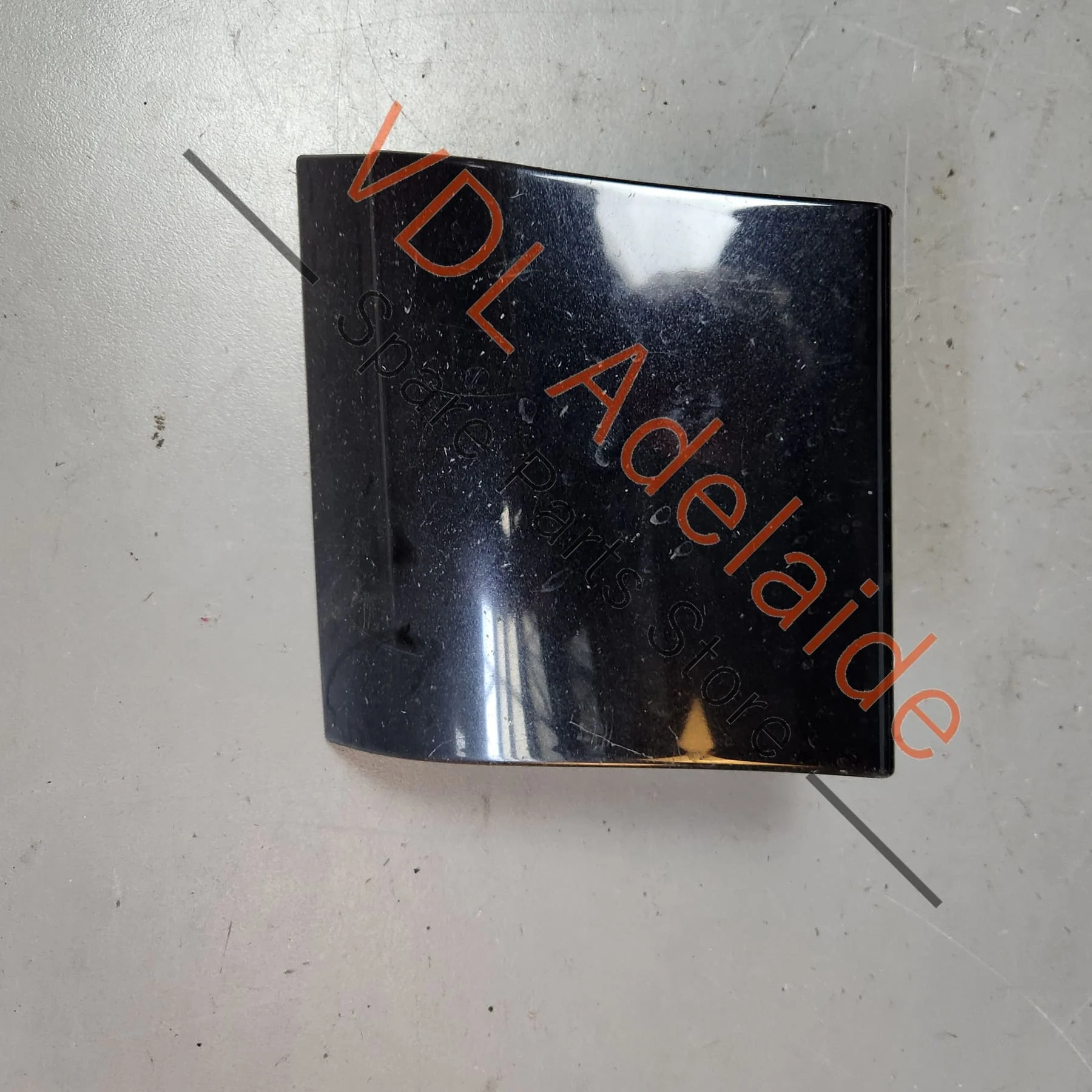 Audi Q7 Right Front Fender Lower Exterior Molding Flare Trim 4L0854960A 4L0854960B 2T2T Orca Black Metallic