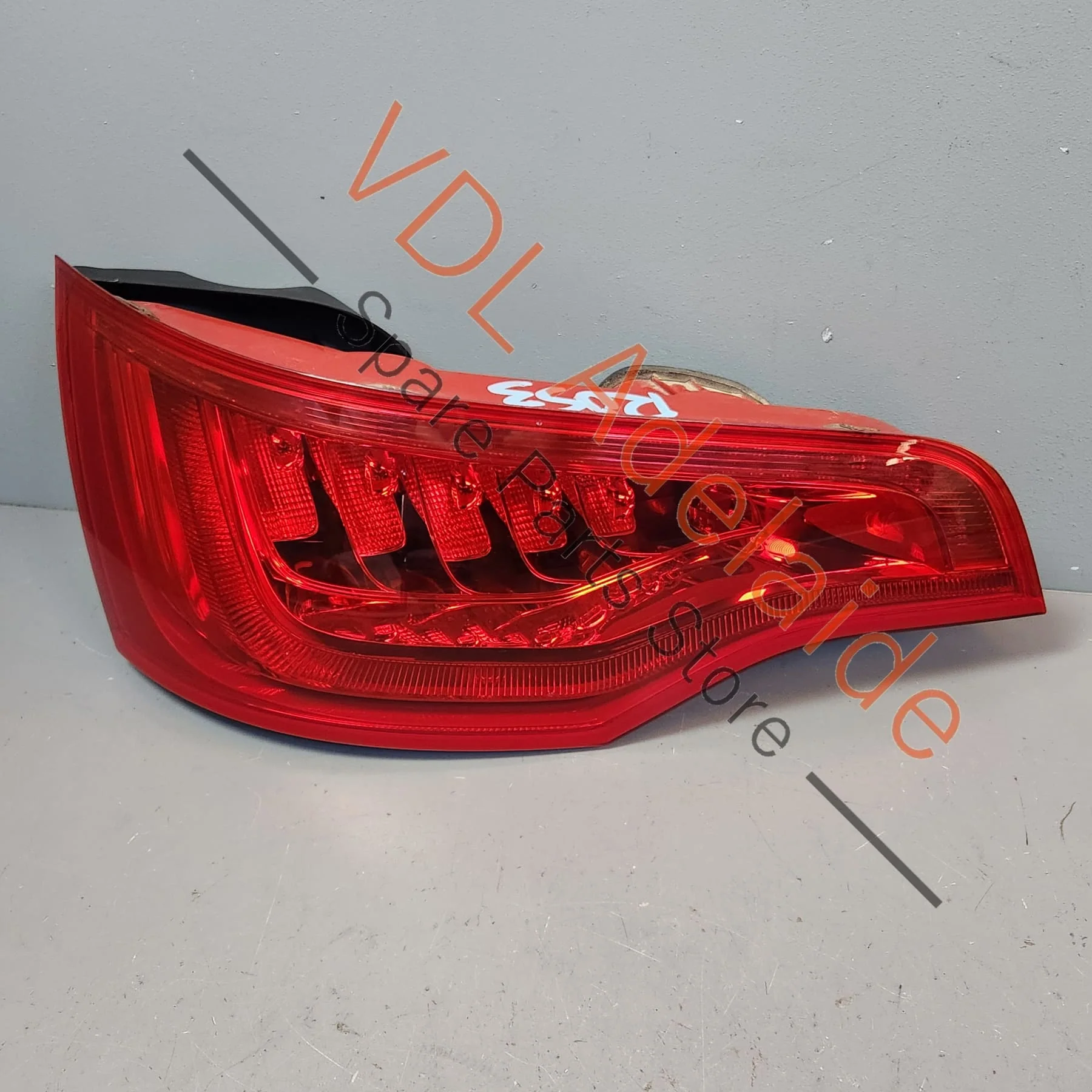 Audi Q7 Left Side Tail Brake Light 4L0945093L 4L0945093F