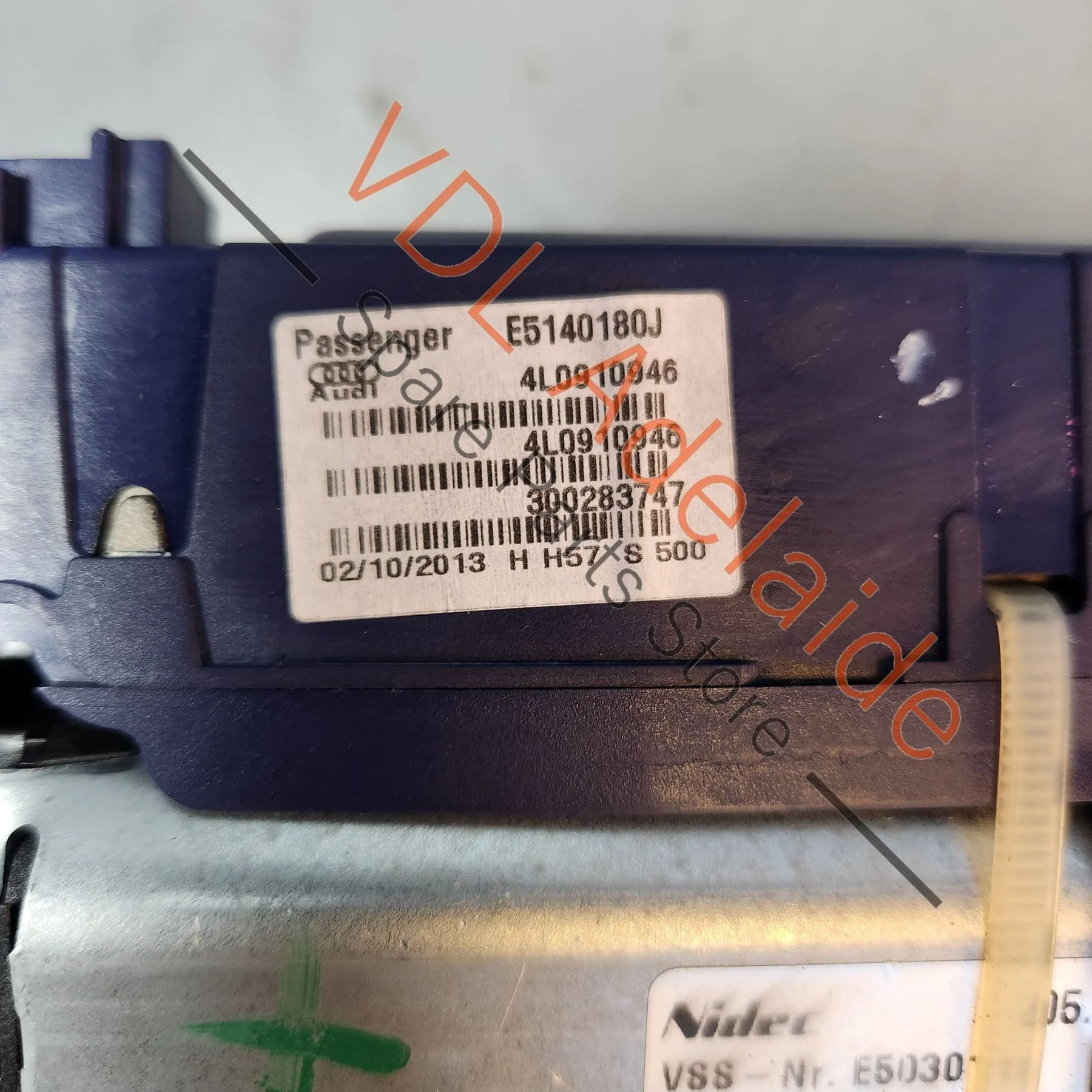 Audi Q7 4L Electric Tailgate Lift Motor Right Side 4L0827852E - Image 5