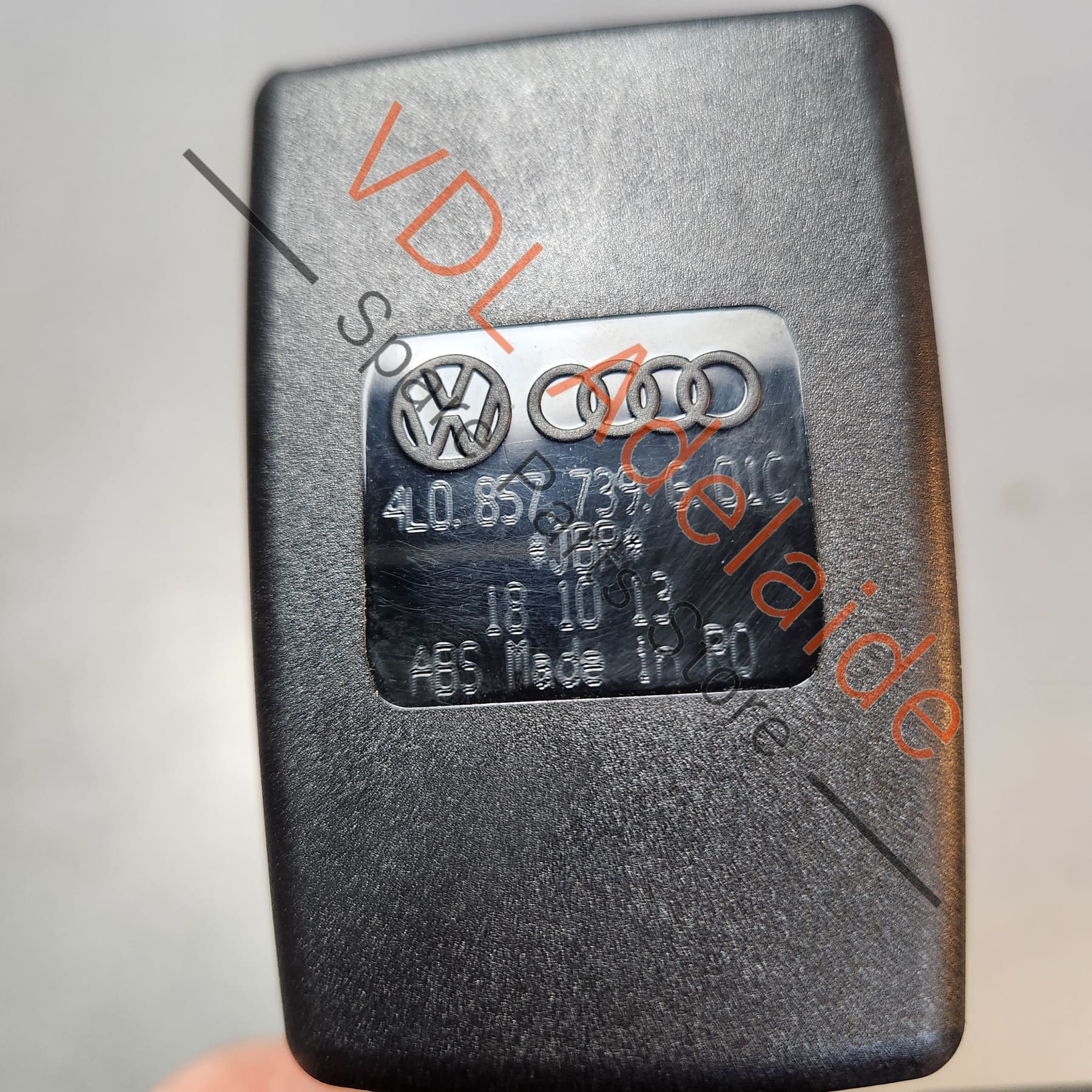 Audi Q7 4L Third Row Seat Rear Seatbelt Latch Clip Catch 4L0857739G01C - Image 6