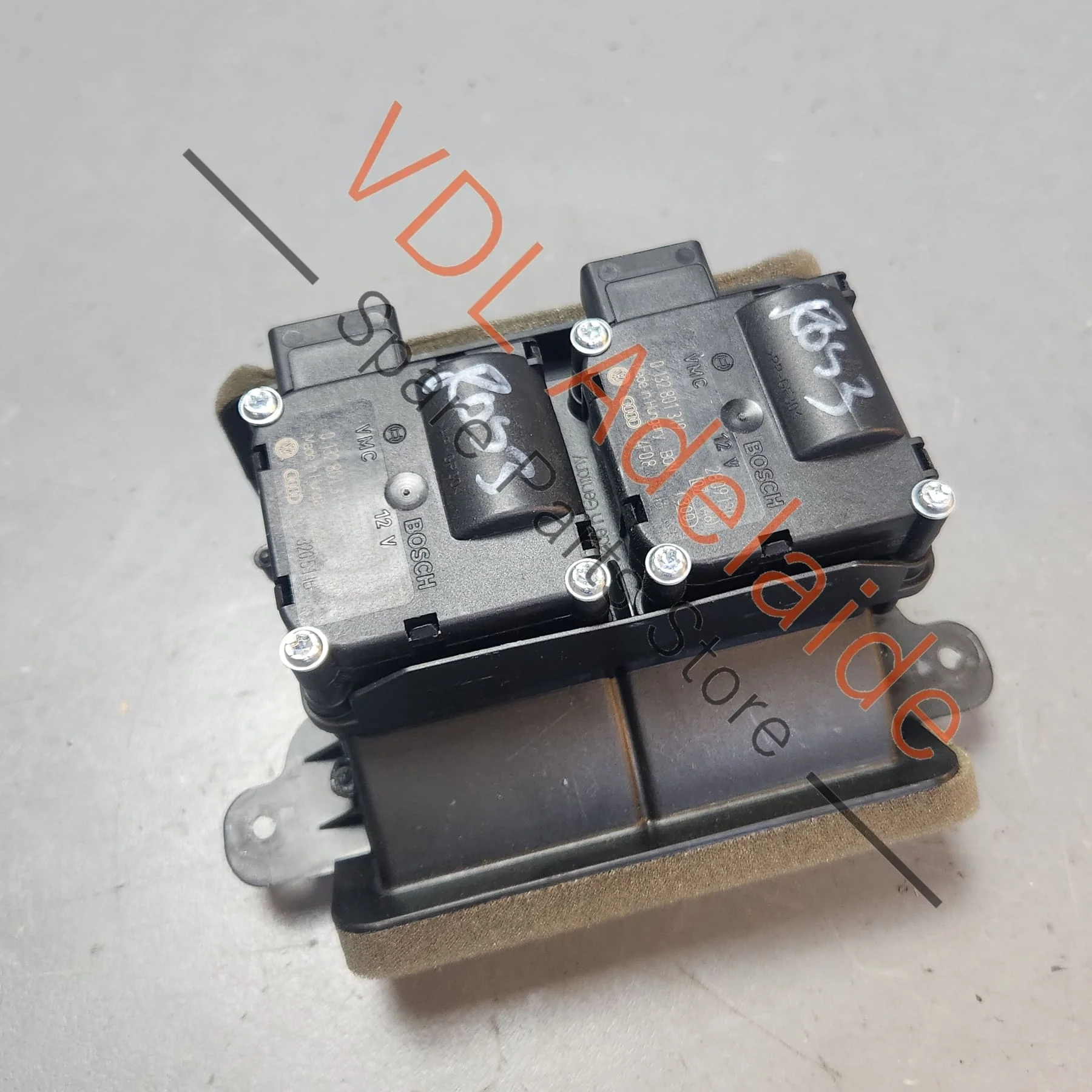 Audi Q7 4L AC Vent Flap Motor Servomotor 4F0820511B 0132801319