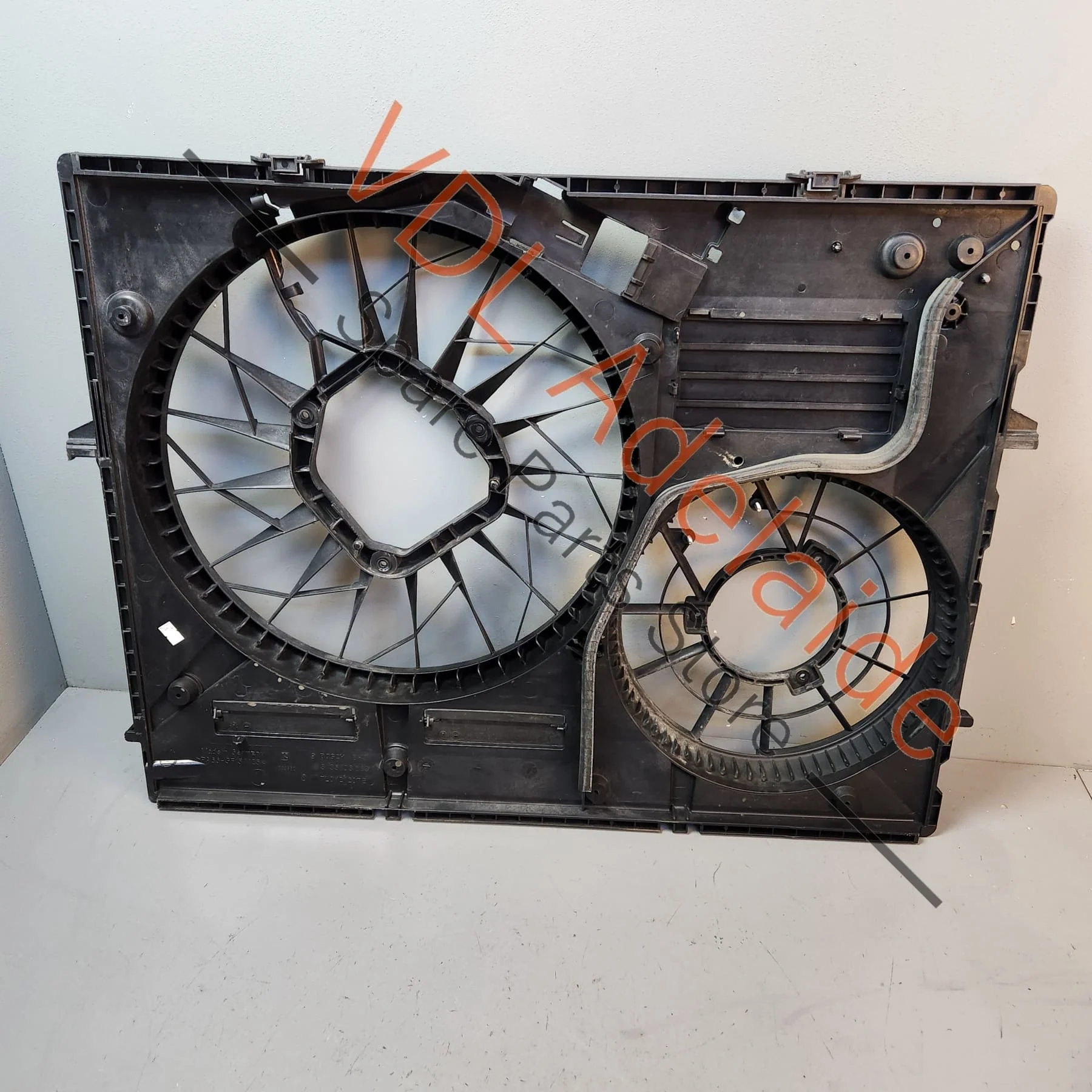 Audi Q7 Porsche Cayenne Radiator Fan Shroud 7L0121203J - Image 5
