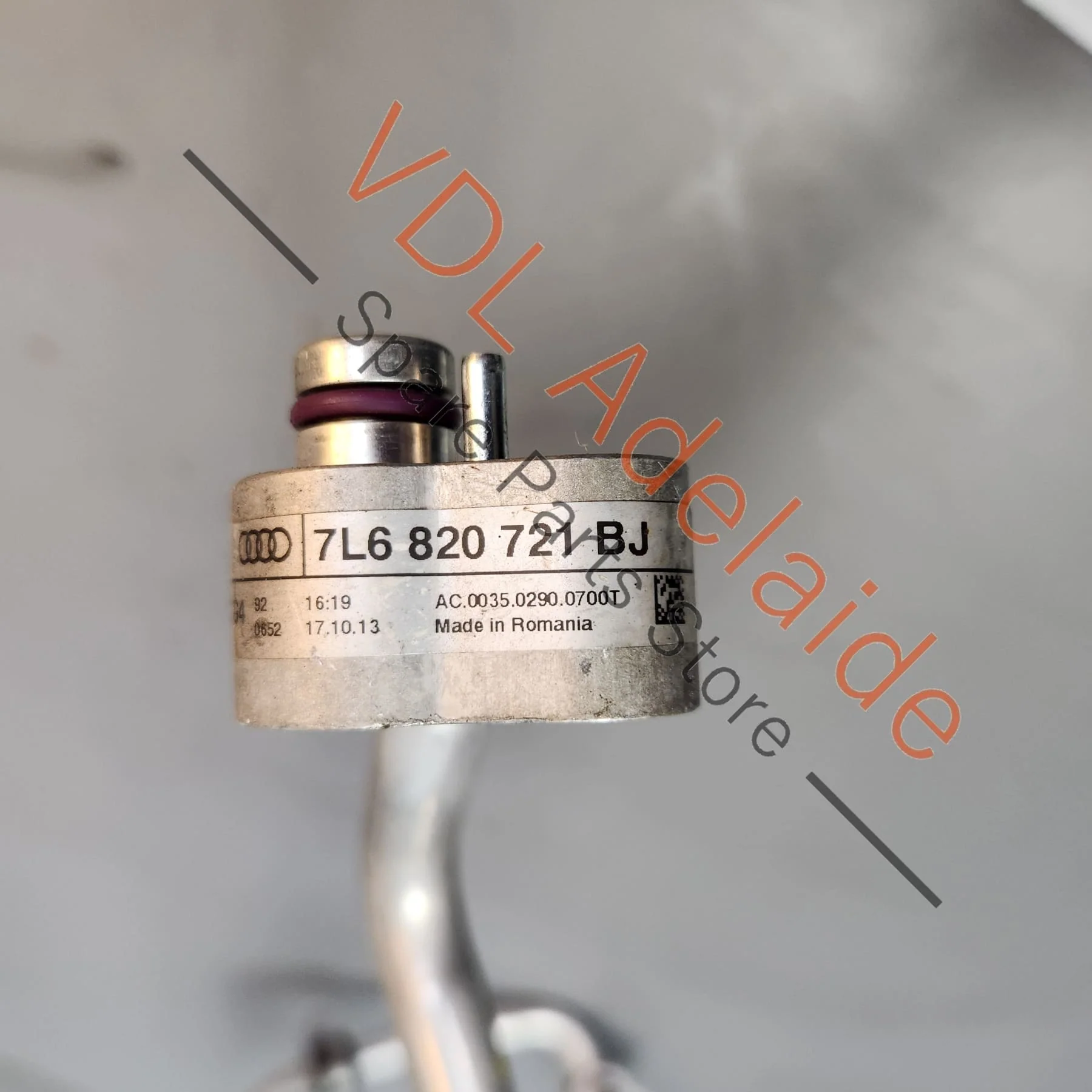 Audi Q7 AC Compressor Refrigerant Hose Pipe 7L6820721BJ - Image 2