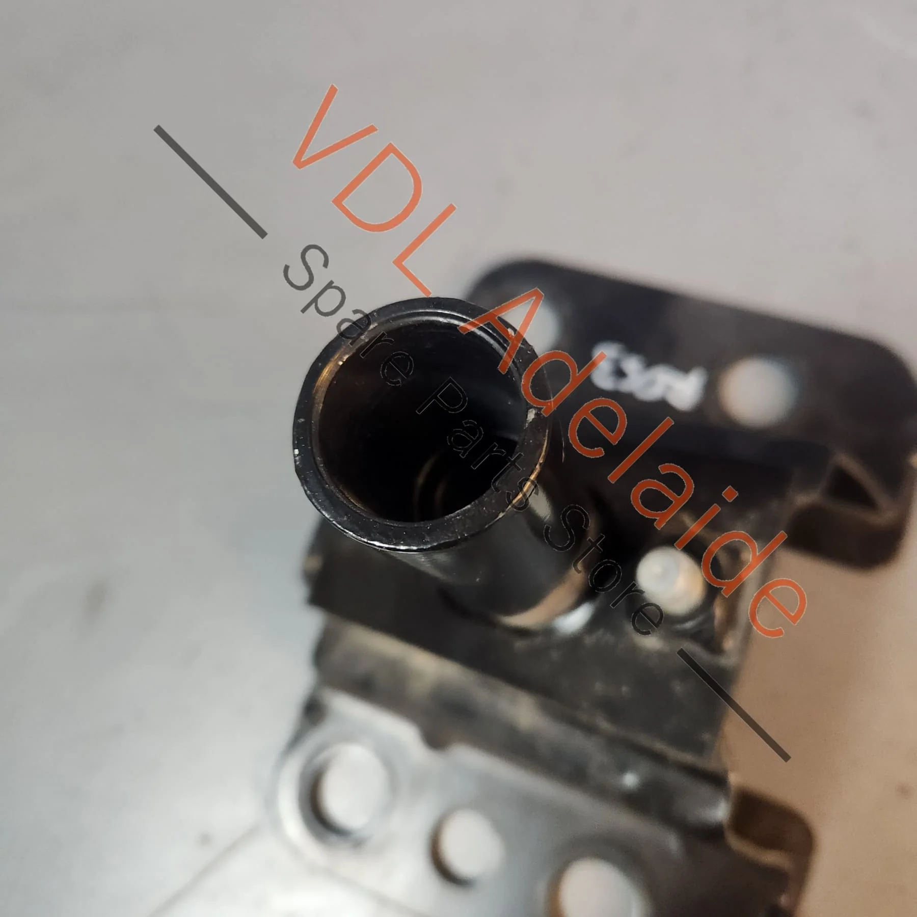 Audi Q7 4L Rear Bumper Recovery Point Hitch Mount - Image 5