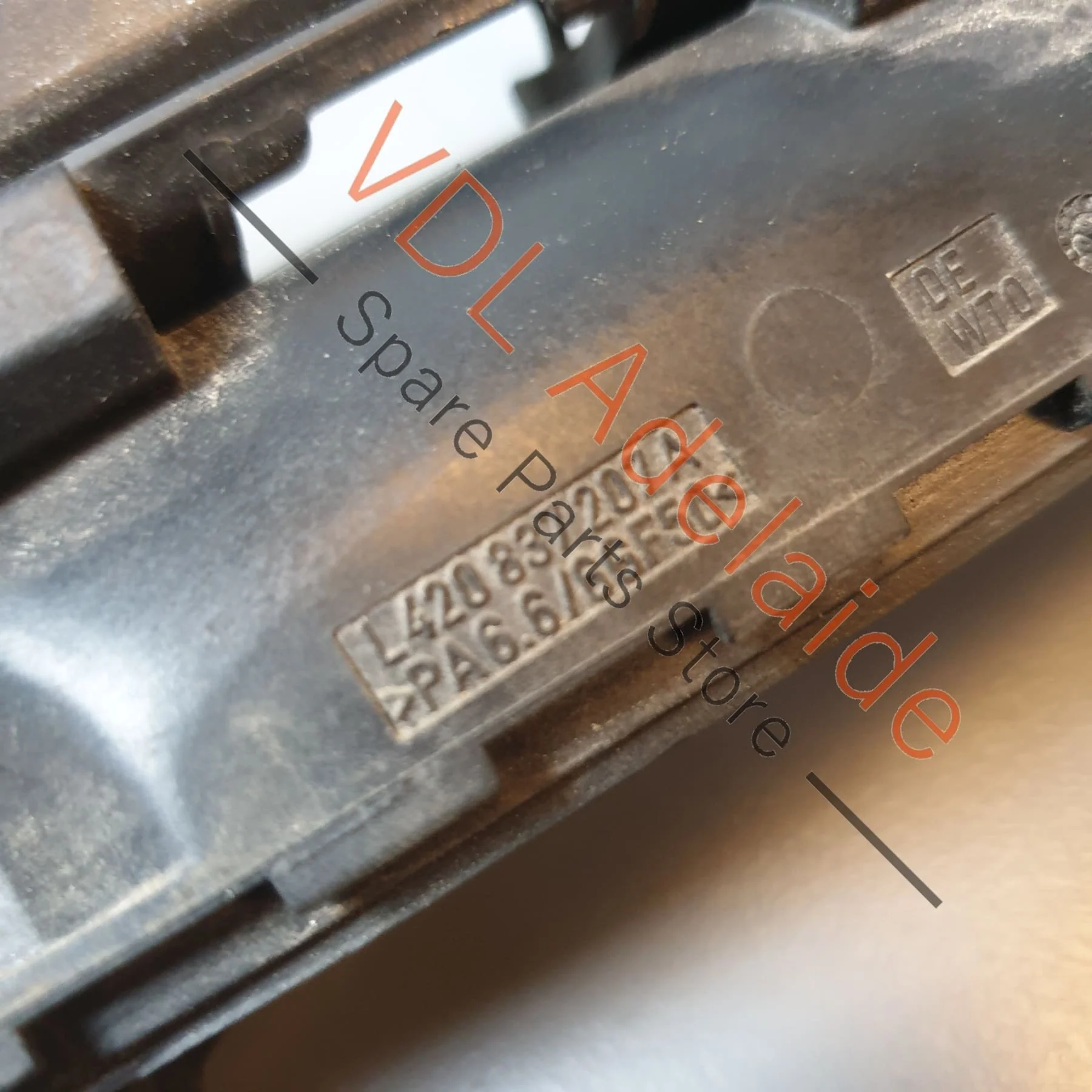 Audi R8 Left LHS Side Exterior Door Handle 420837207A - Image 2