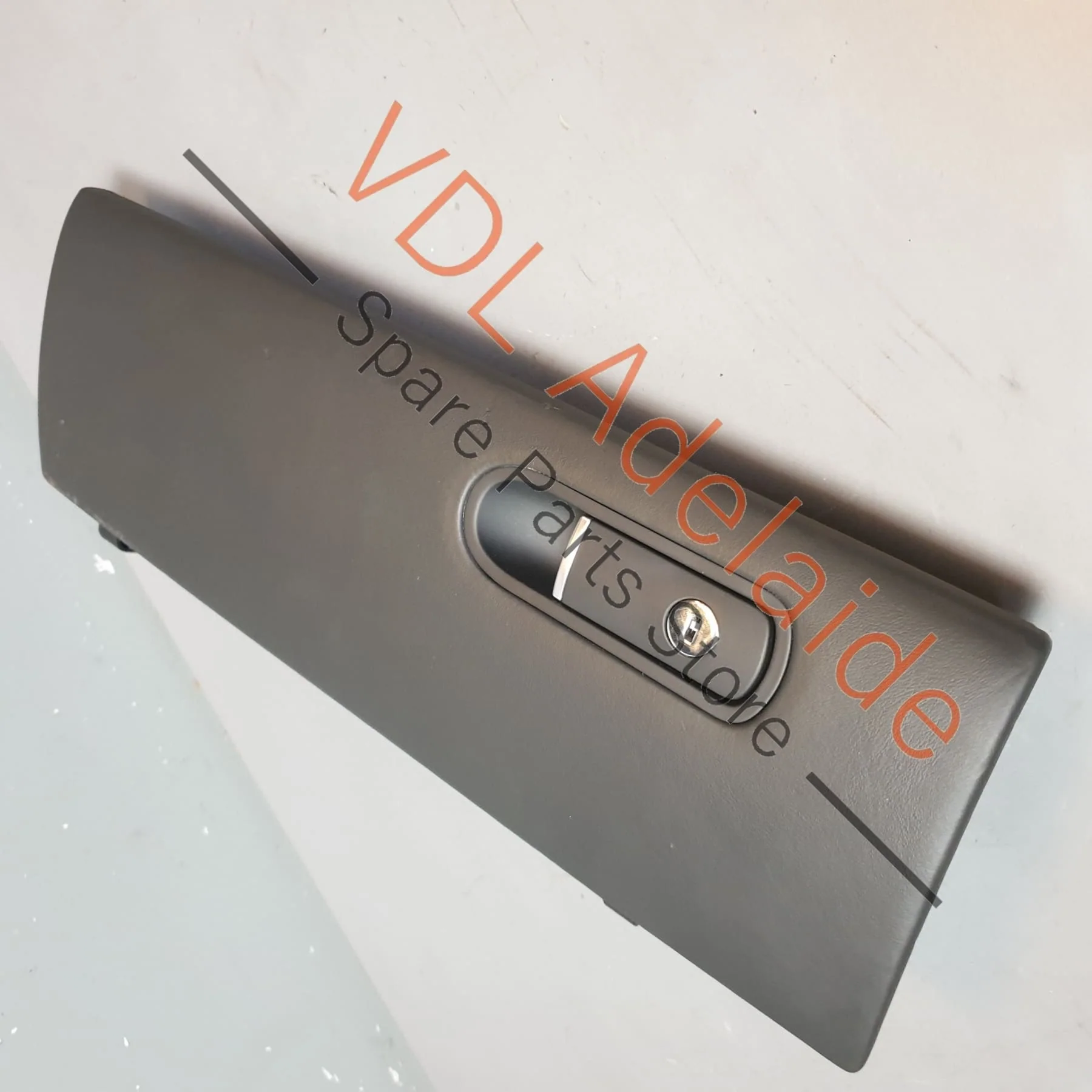 Audi R8 Glove Box Glovebox Compartment Lid Door for RHD Models 424858133A
