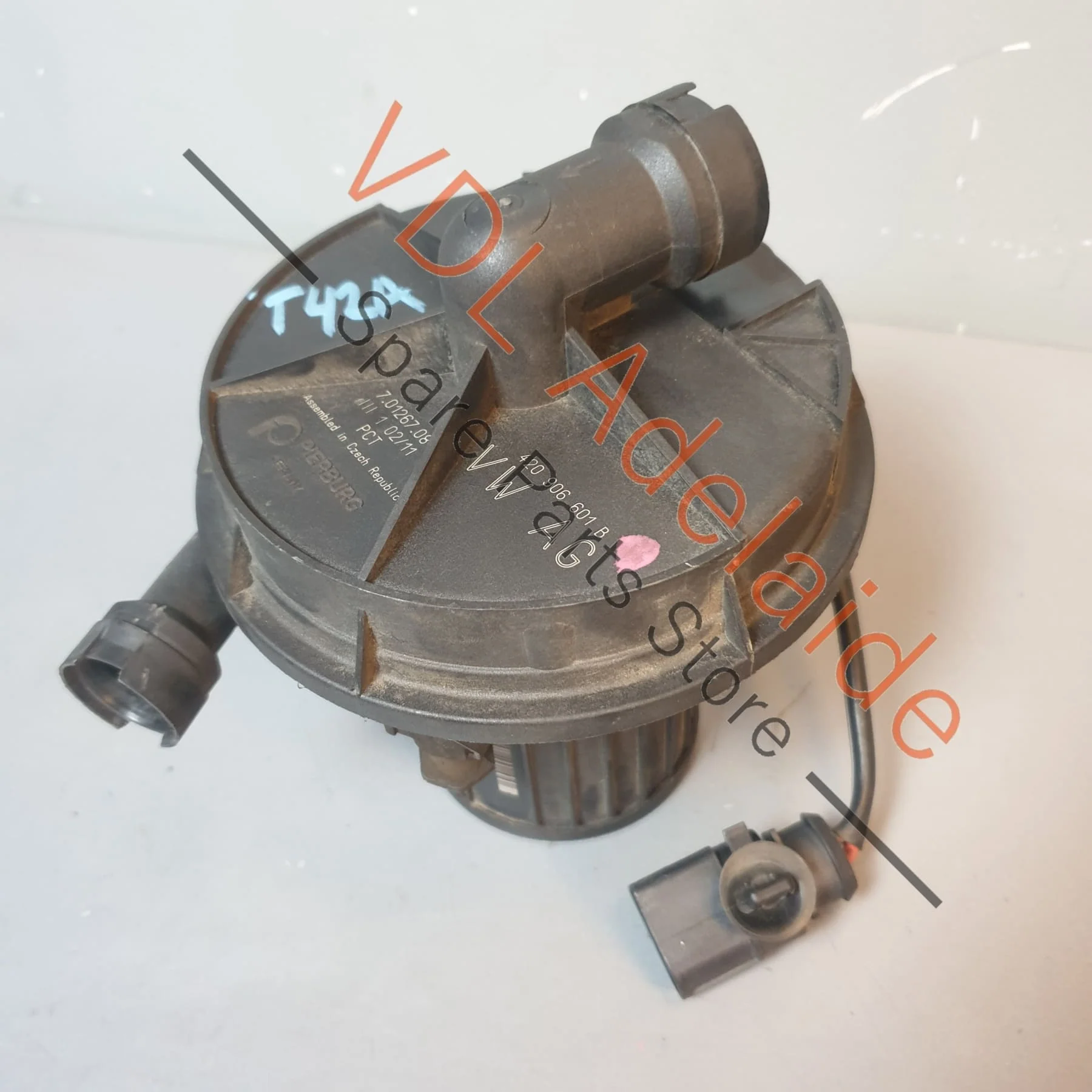 Audi R8 42 Right Side Secondary Air Pump 420906601B - Image 2