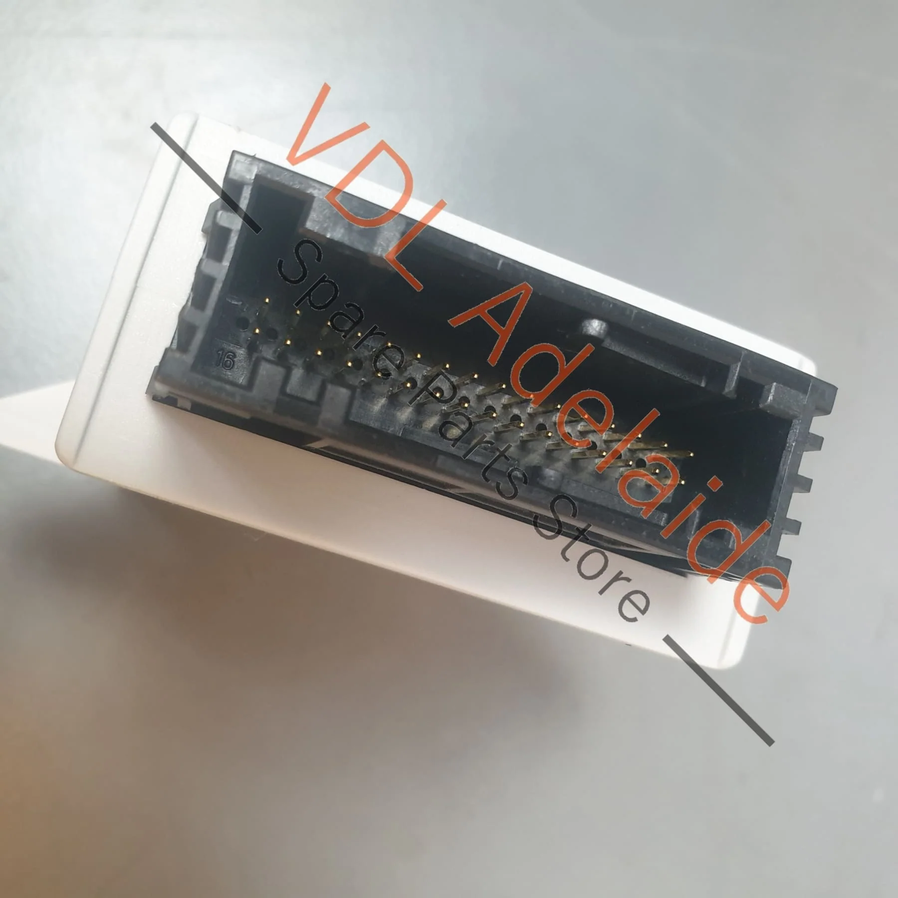 Audi R8 42 Tyre Pressure Control Monitoring Unit Module TPMS 4F0907273A 420910273A - Image 3